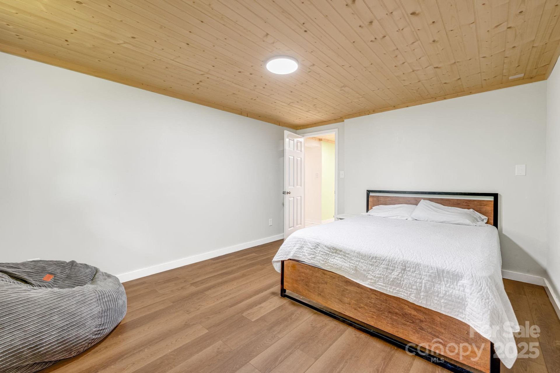 1 Glen Cove Road - Photo 35