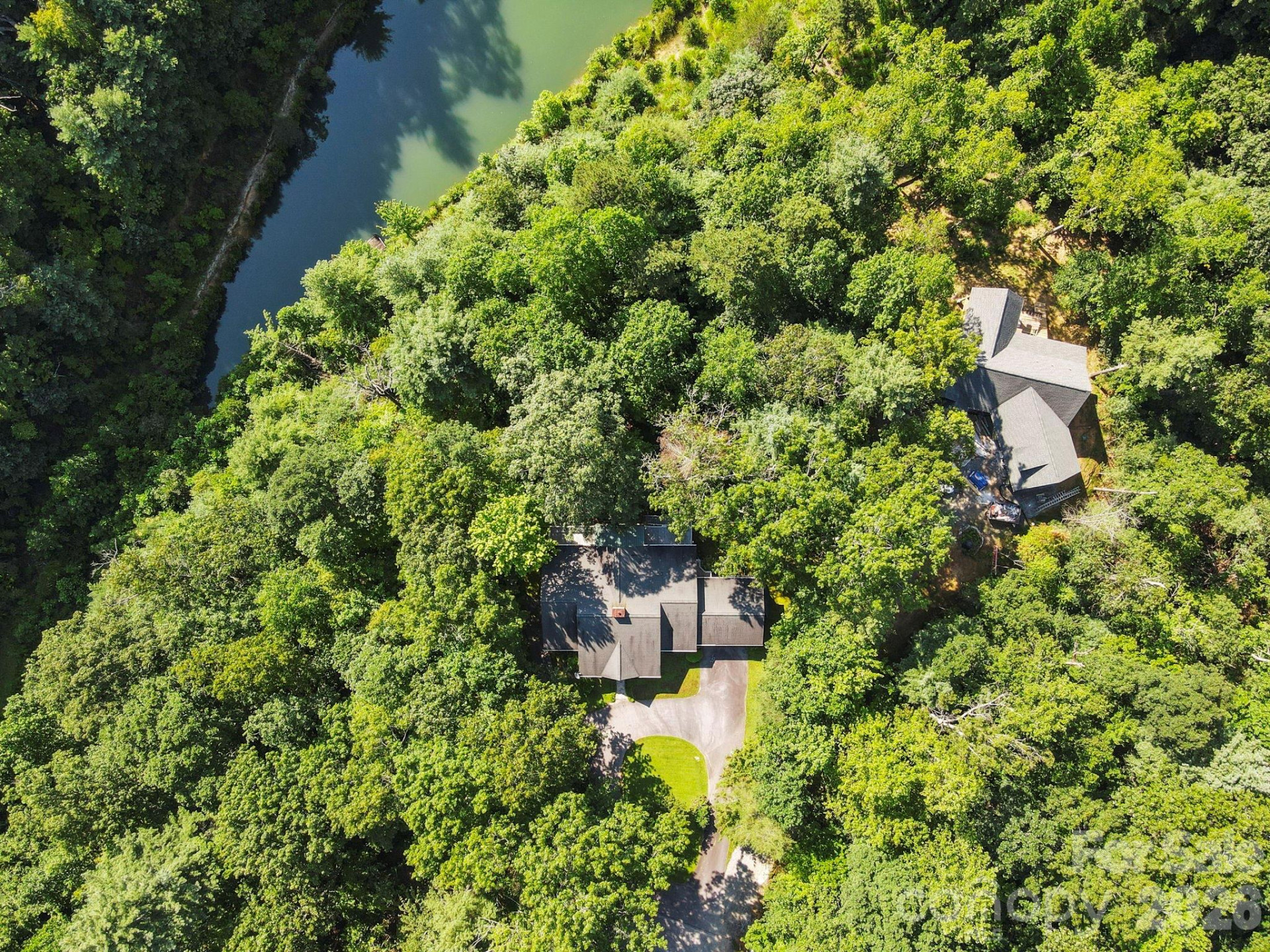 36 Macedonia West Drive - Photo 8