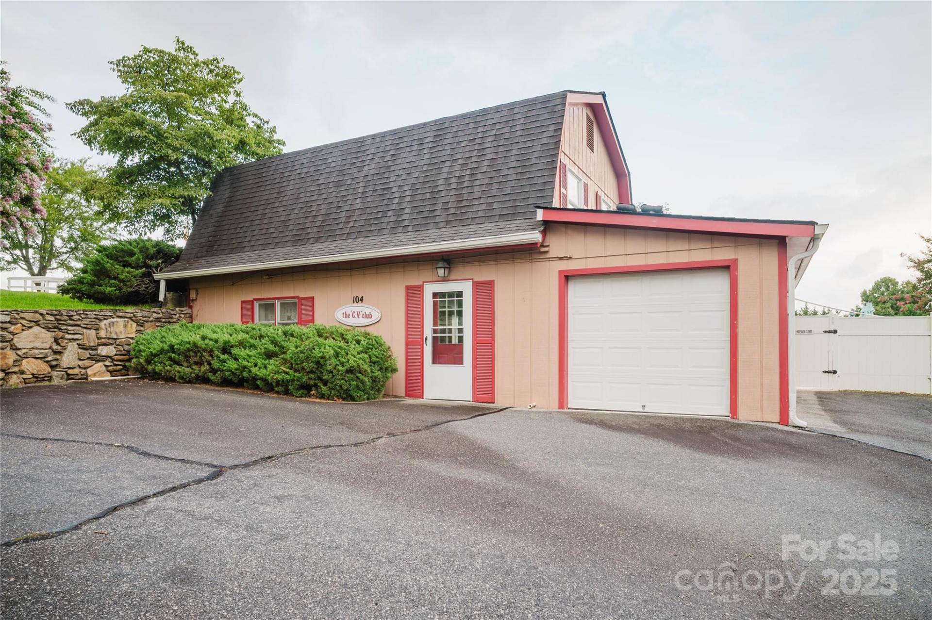 402 Deerfield Court - Photo 32
