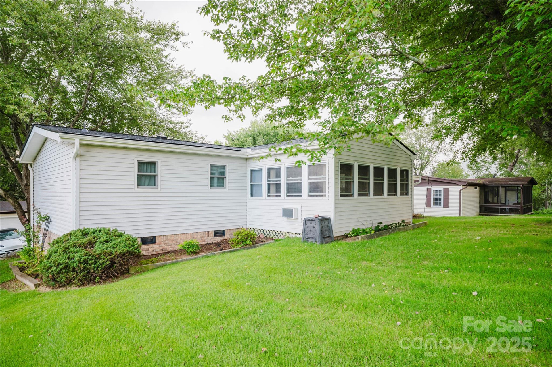 402 Deerfield Court - Photo 7
