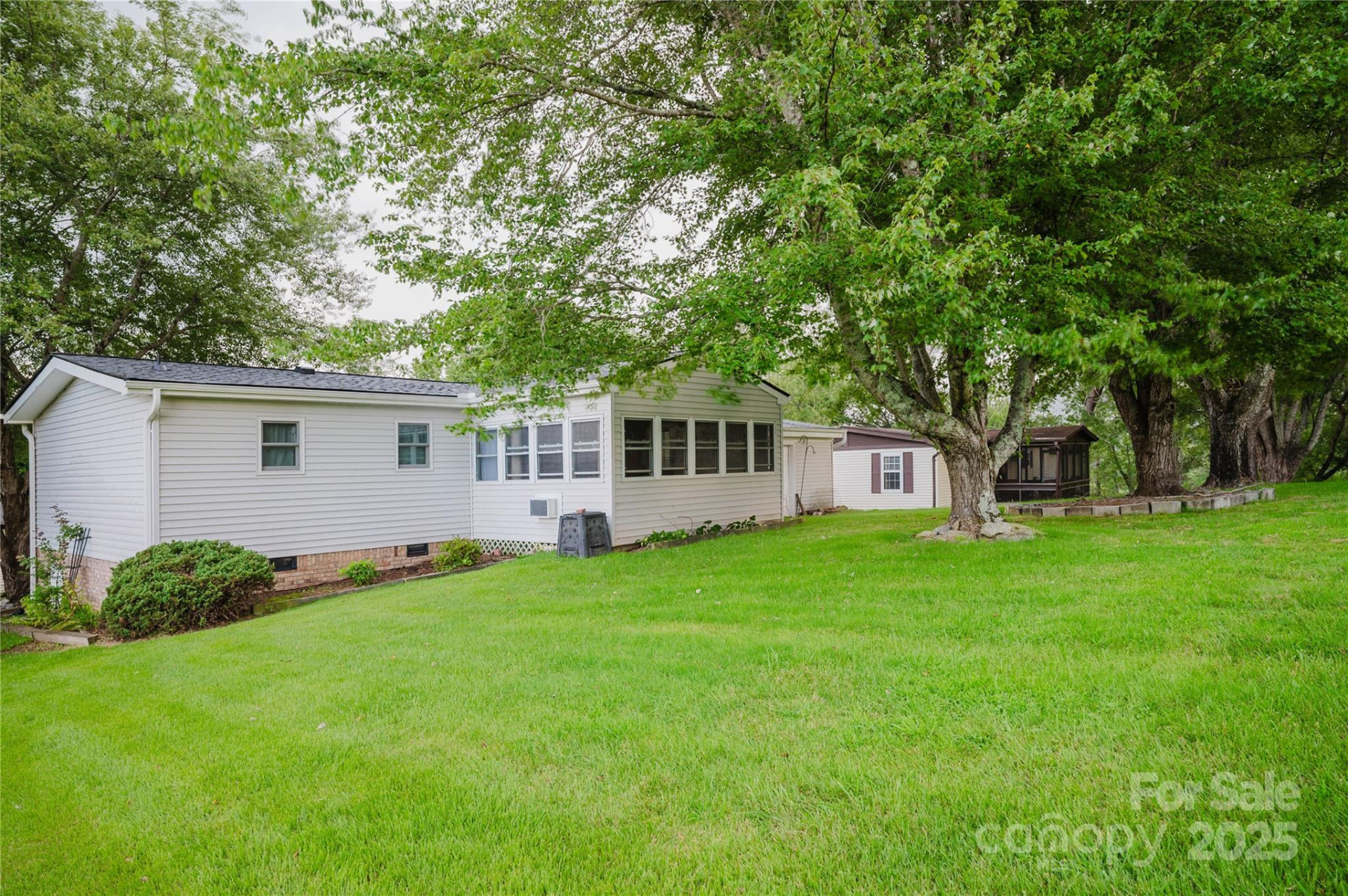 402 Deerfield Court - Photo 8