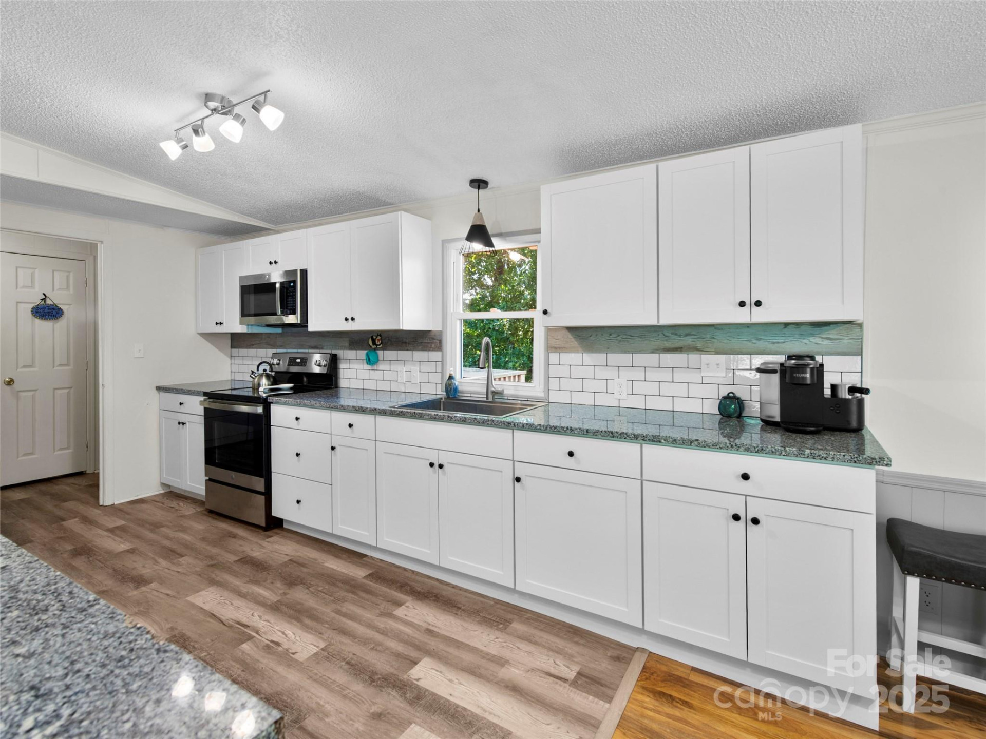 200 Cranbrook Circle - Photo 10