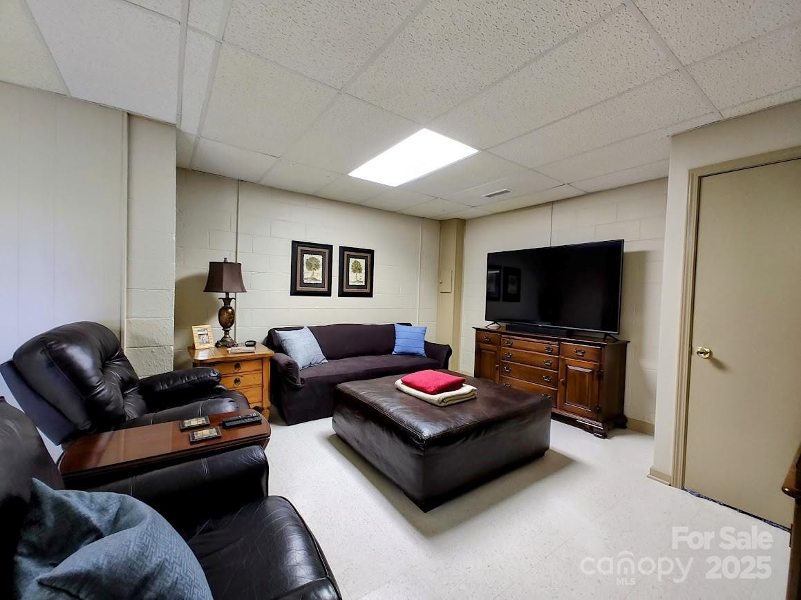 545 Summit Road - Photo 14