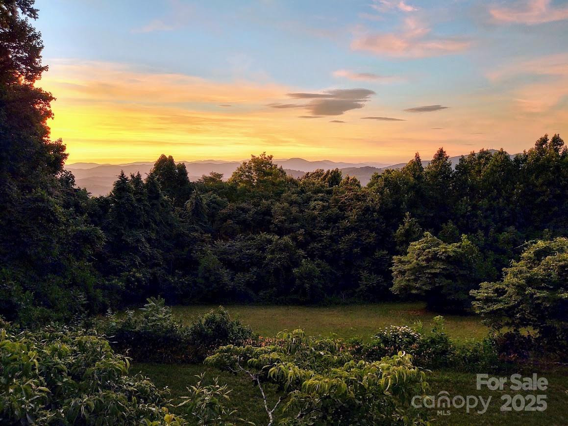 545 Summit Road - Photo 20