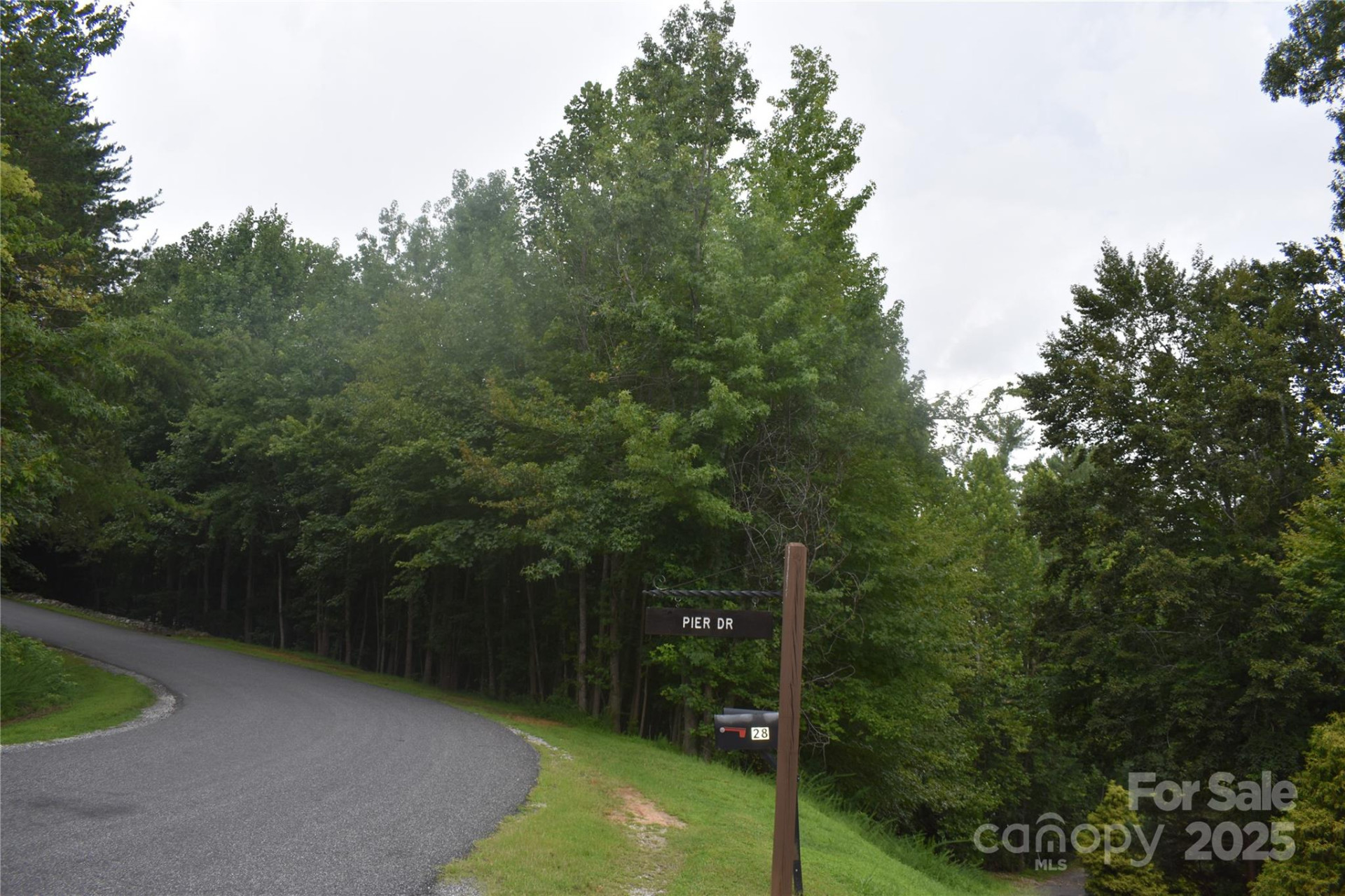 129 Captains Drive #221 - Photo 2
