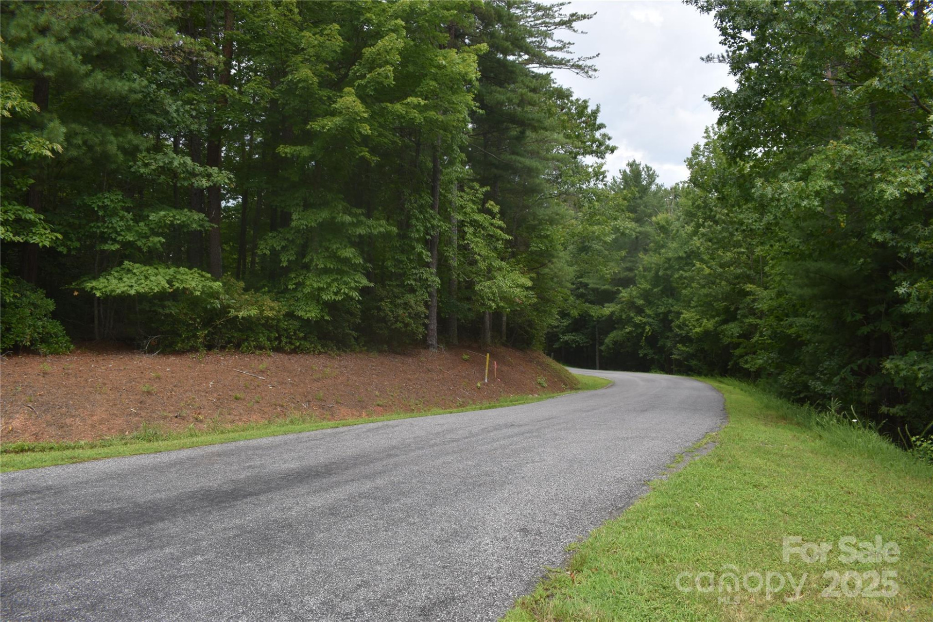 129 Captains Drive #221 - Photo 3