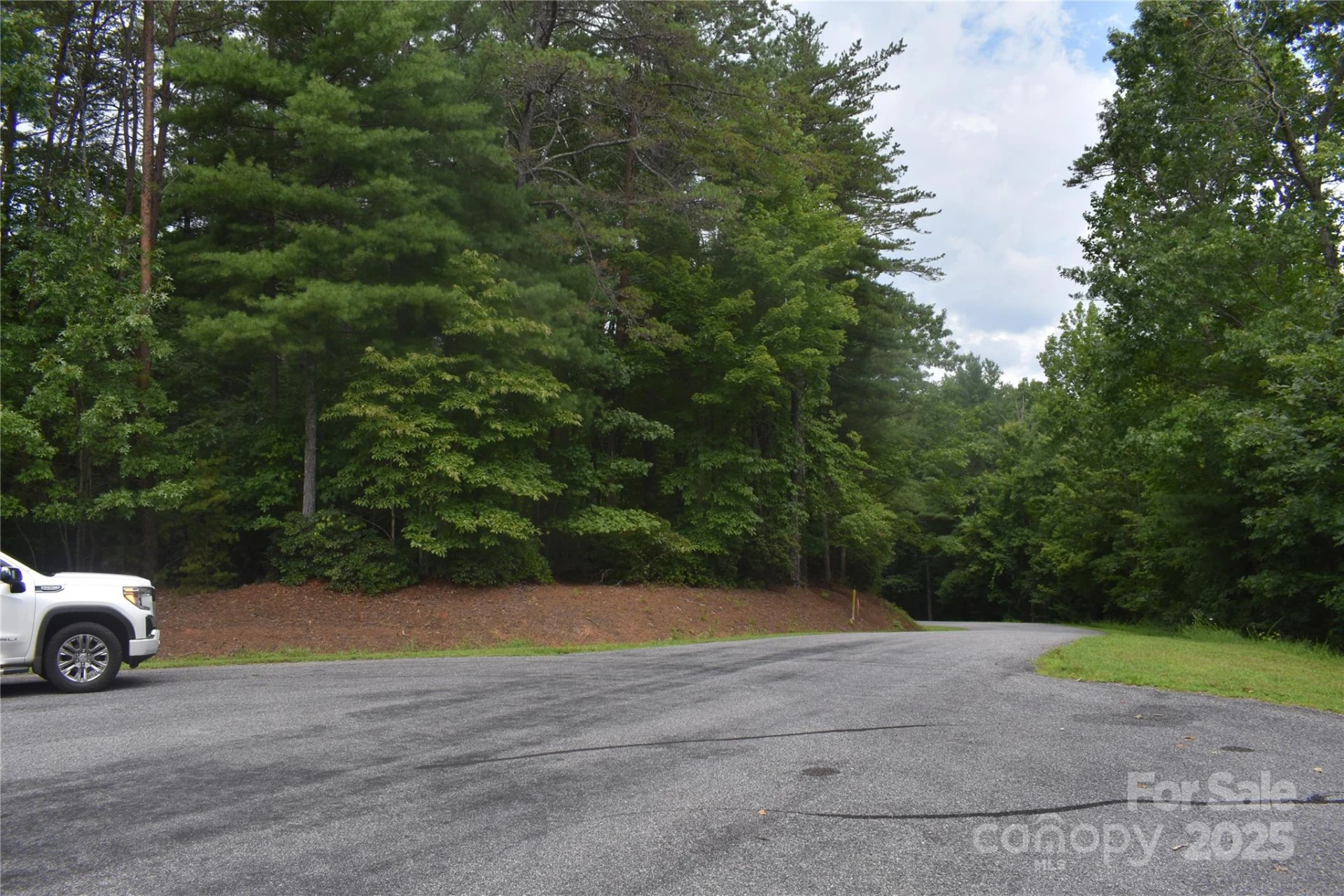 129 Captains Drive #221 - Photo 4