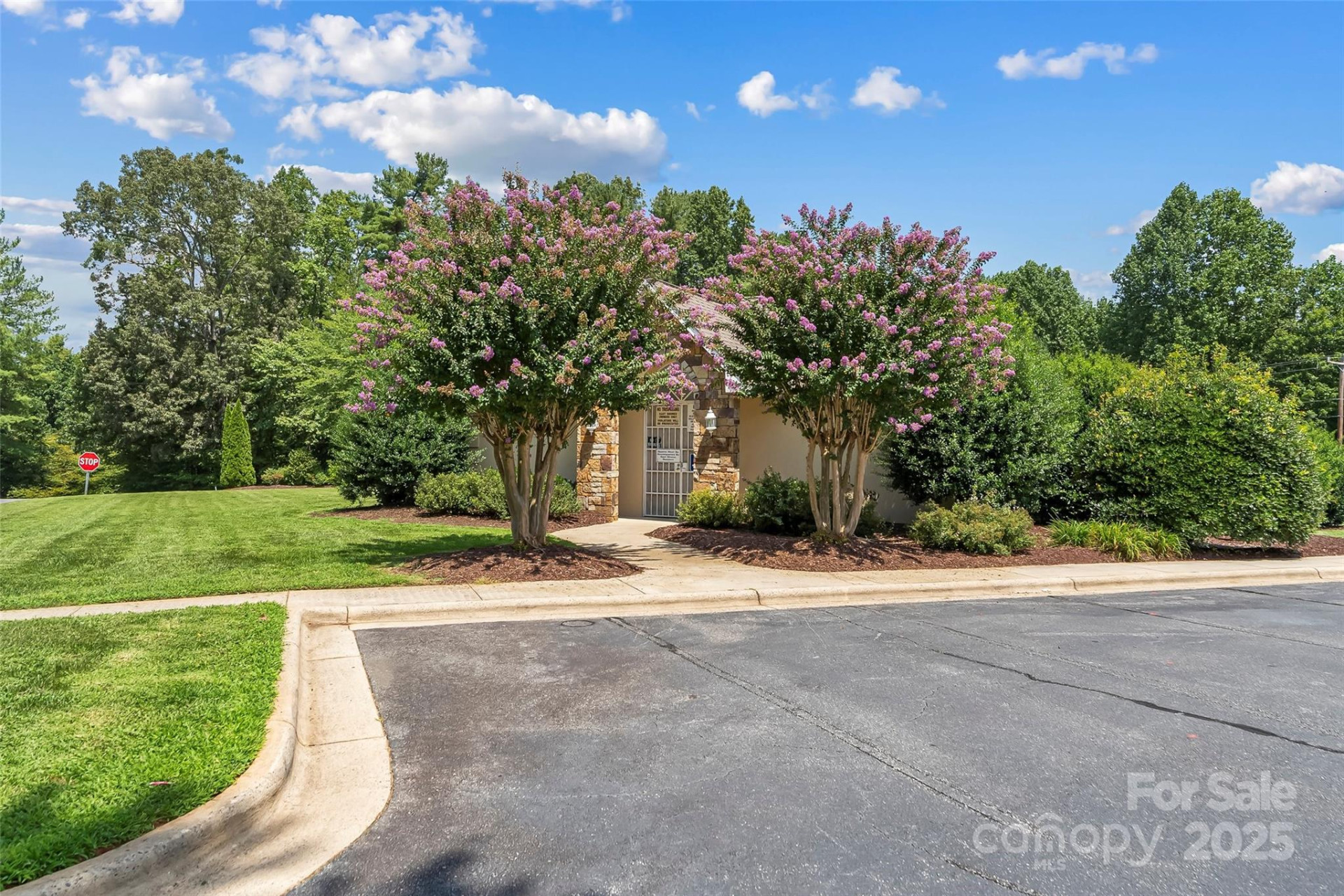 2076 Waterford Way ##42 - Photo 25