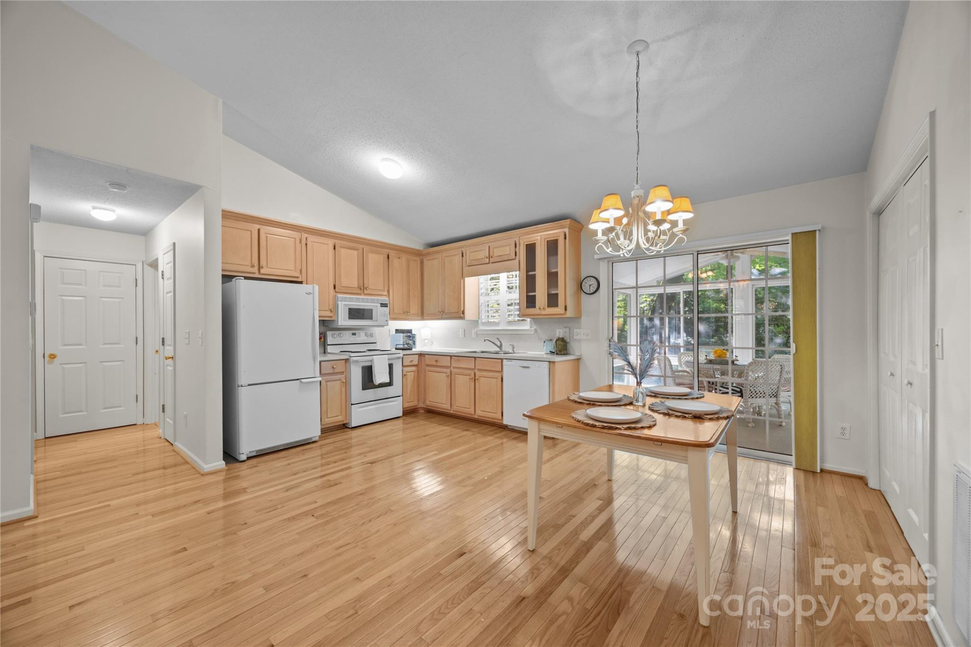 285 Holly Forest Court - Photo 23