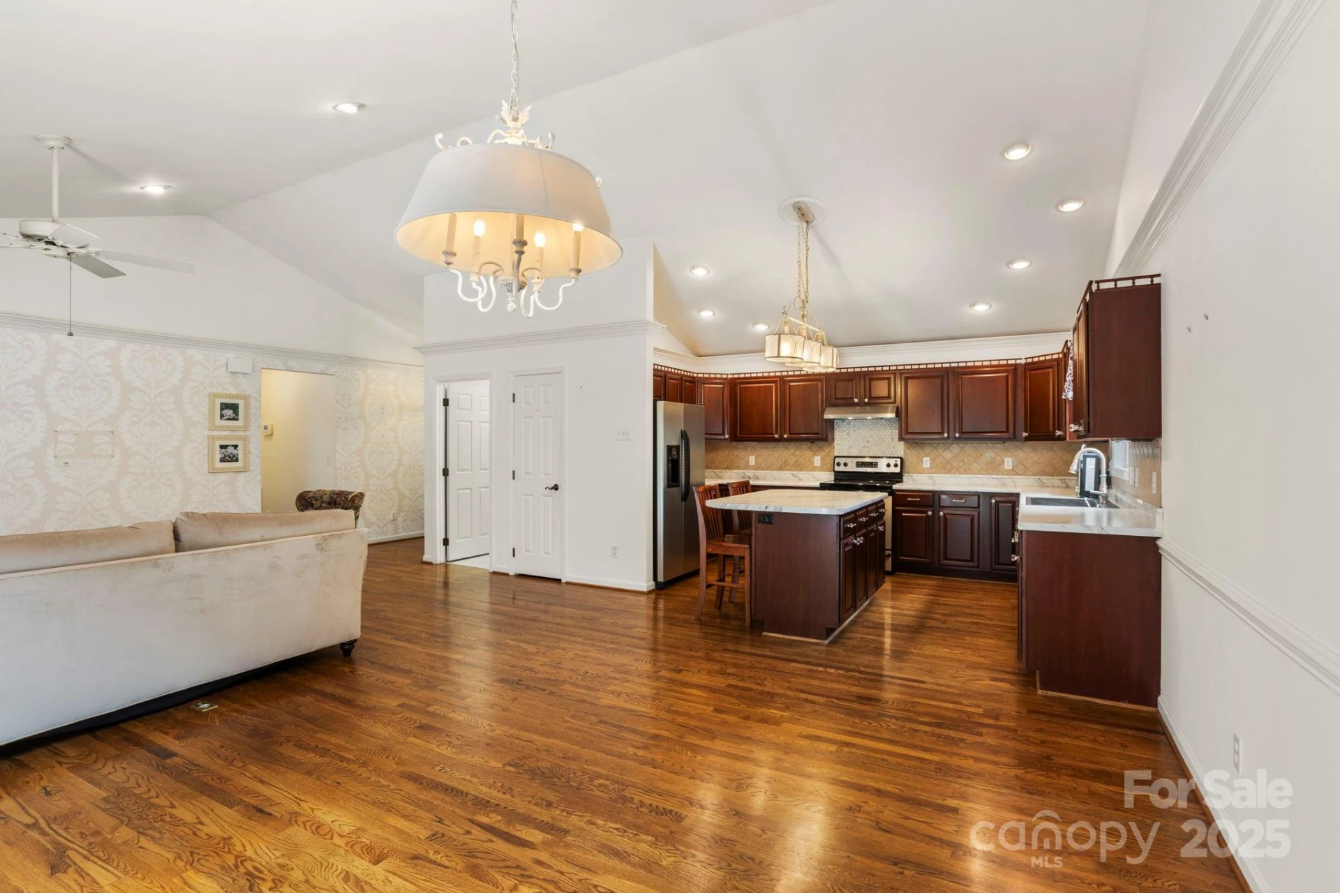 315 Charlestown Drive - Photo 11