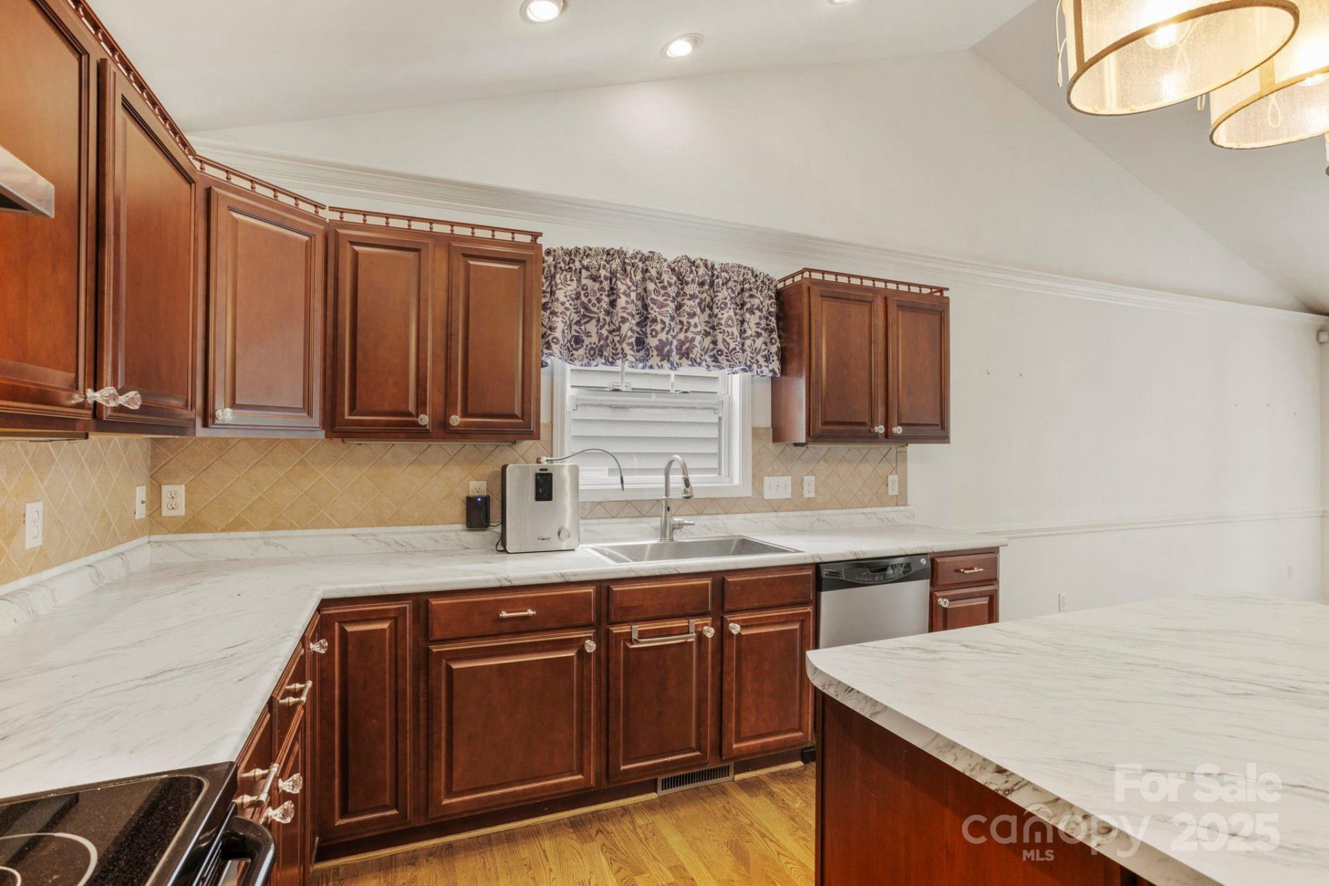 315 Charlestown Drive - Photo 14