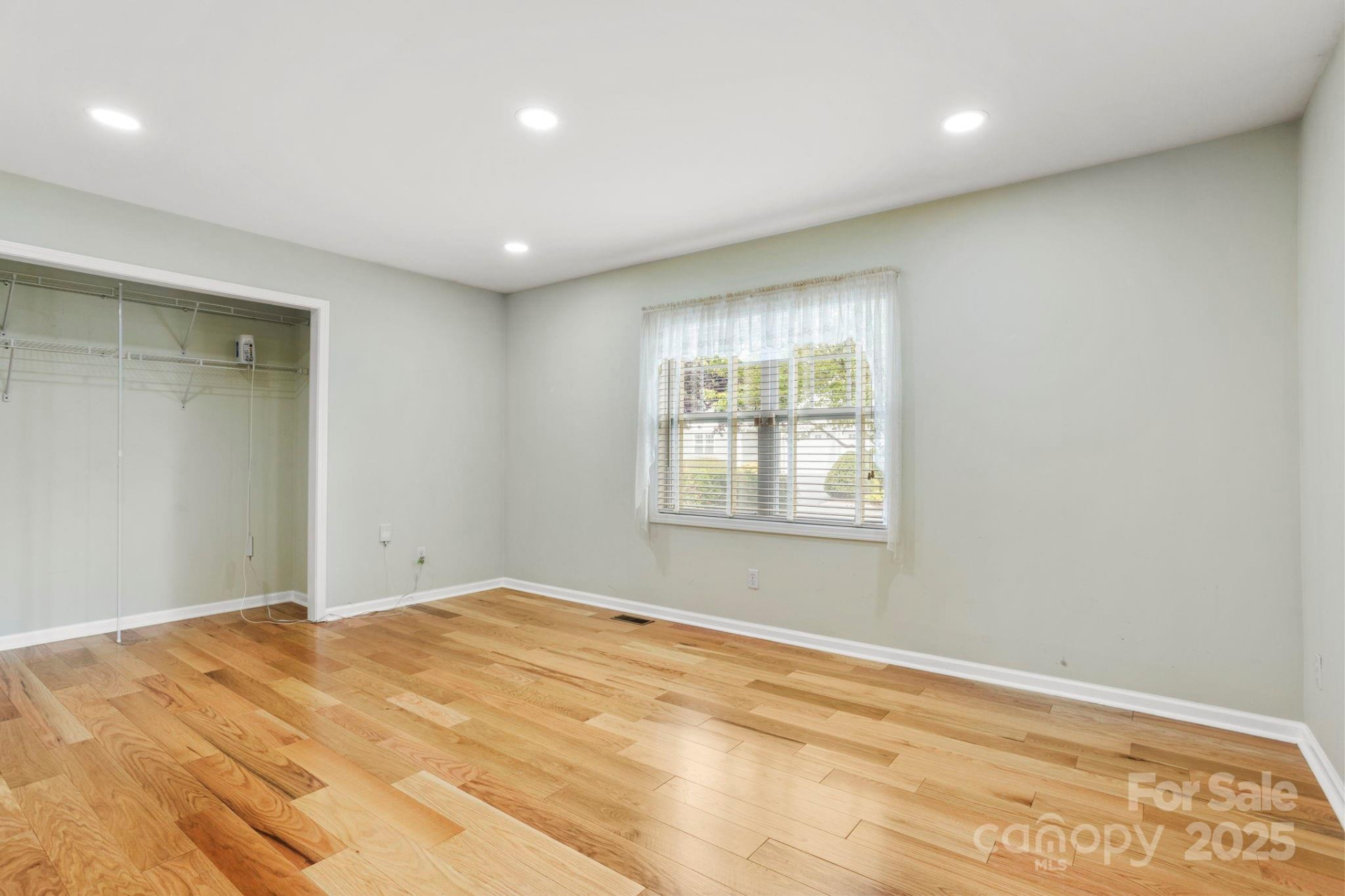 315 Charlestown Drive - Photo 16