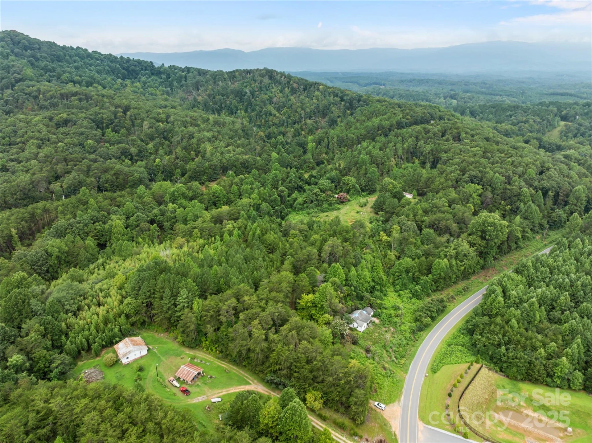 823 Silver Creek Road - Photo 7