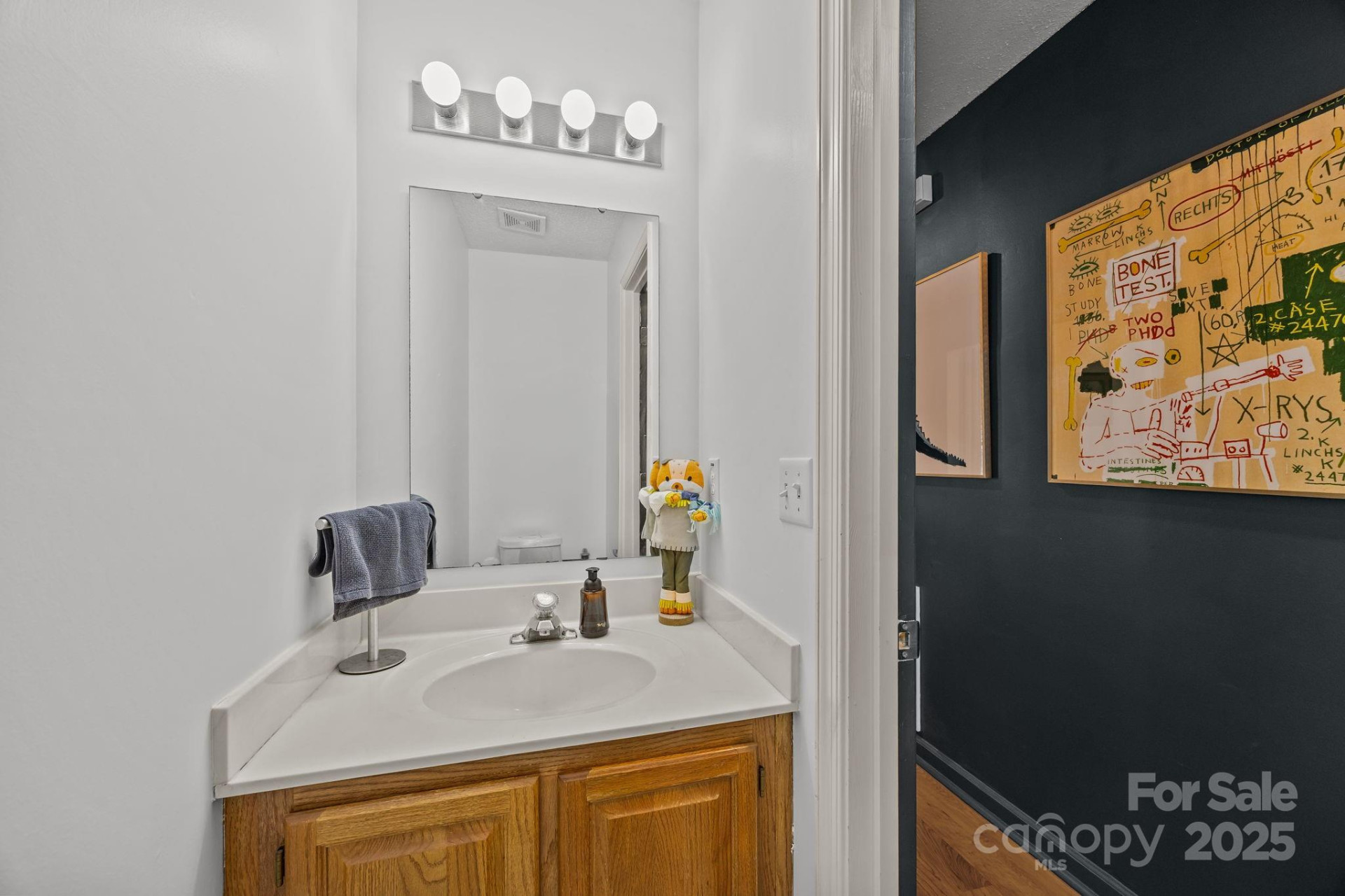 705 Woodhill Drive - Photo 3