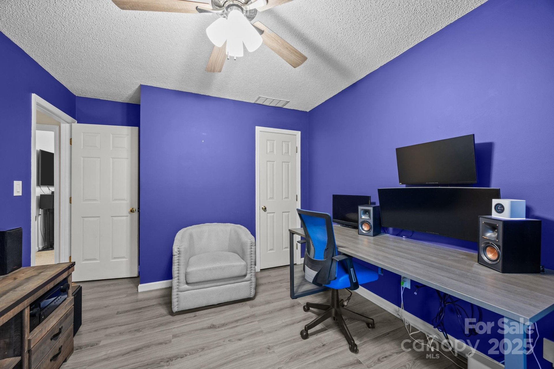 705 Woodhill Drive - Photo 17