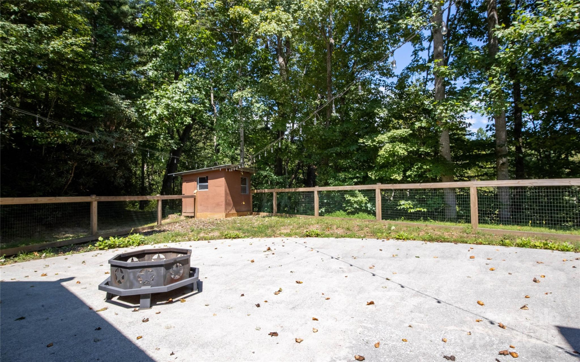 2038 Toms Creek Road - Photo 18