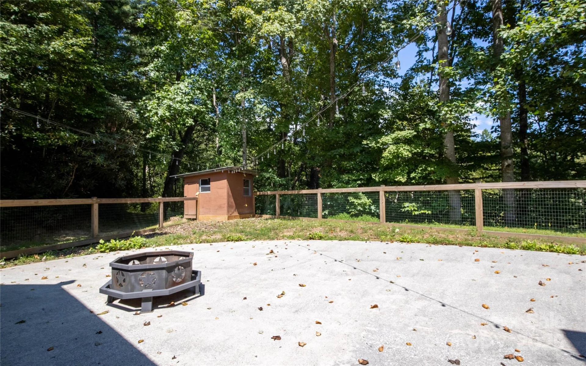 2038 Toms Creek Road - Photo 18