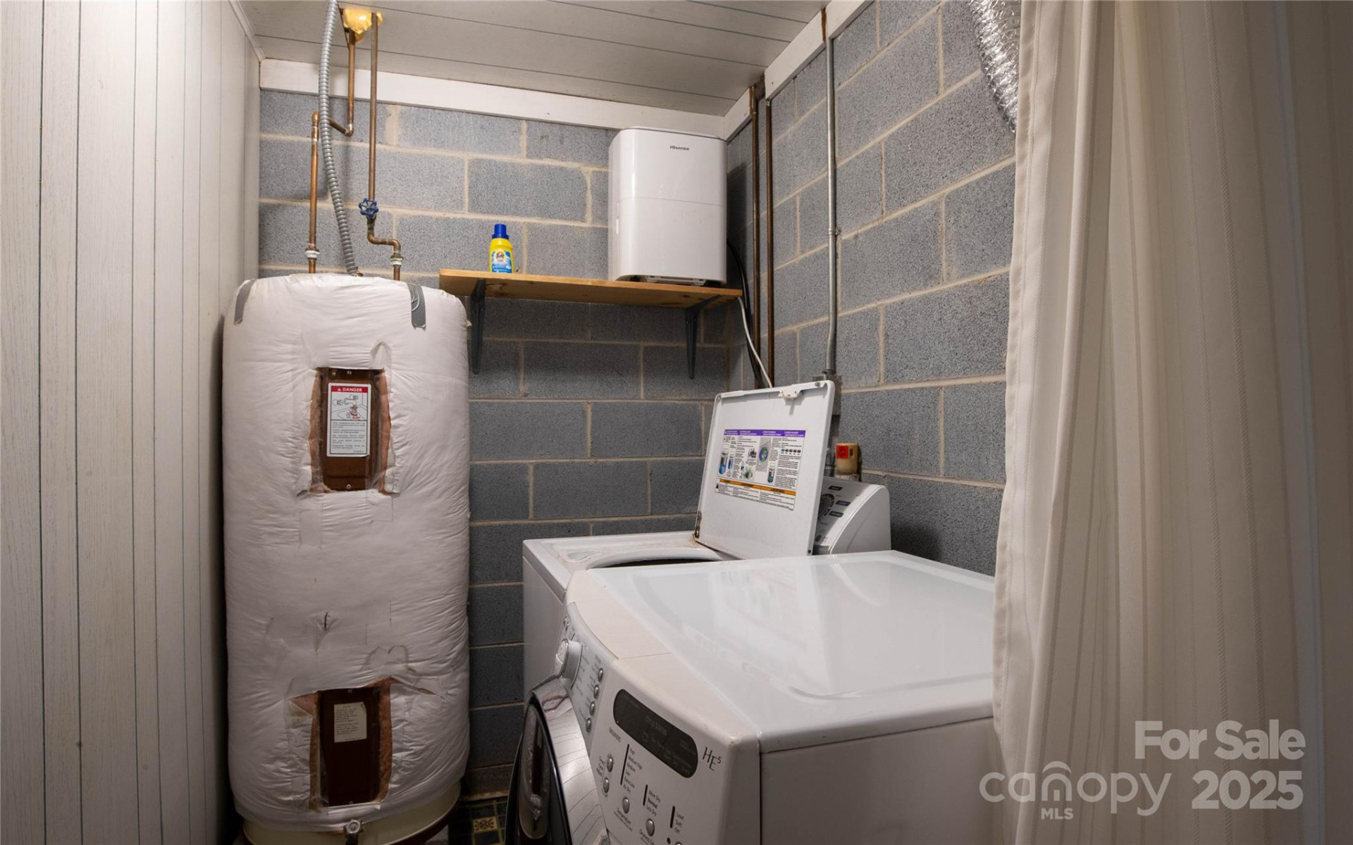 2038 Toms Creek Road - Photo 32