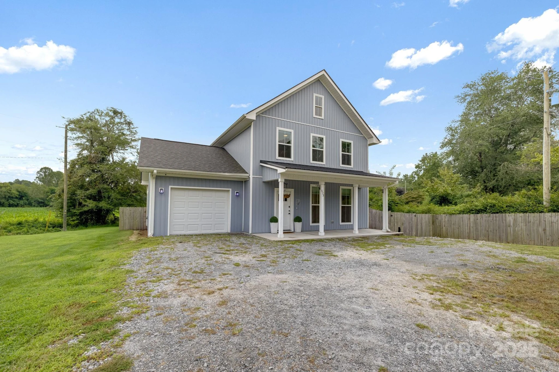523 Shepherd Street - Photo 2