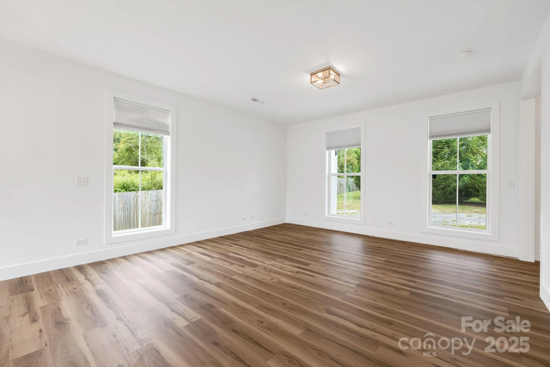523 Shepherd Street - Photo 11