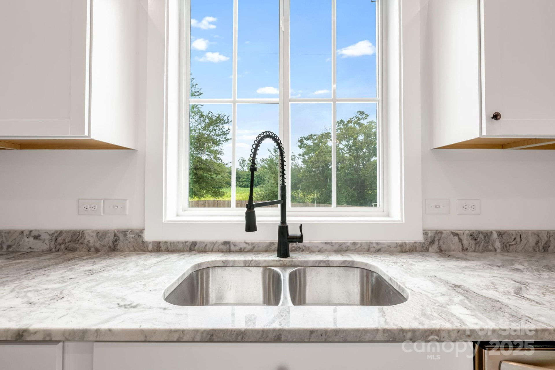 523 Shepherd Street - Photo 17