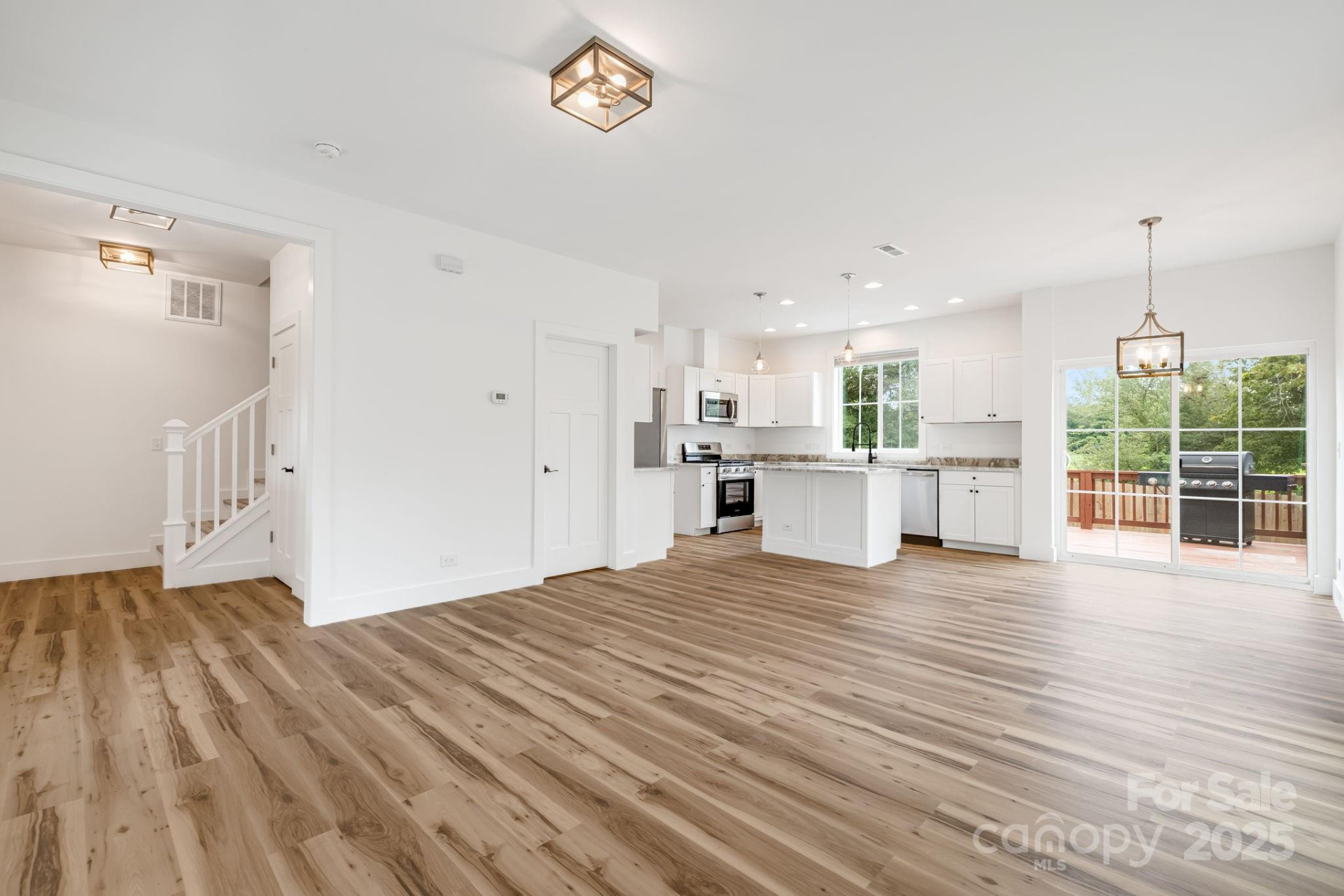 523 Shepherd Street - Photo 9