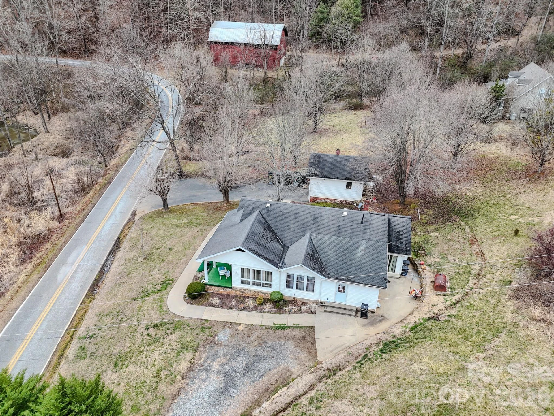 2301 Silver Mill Road - Photo 2