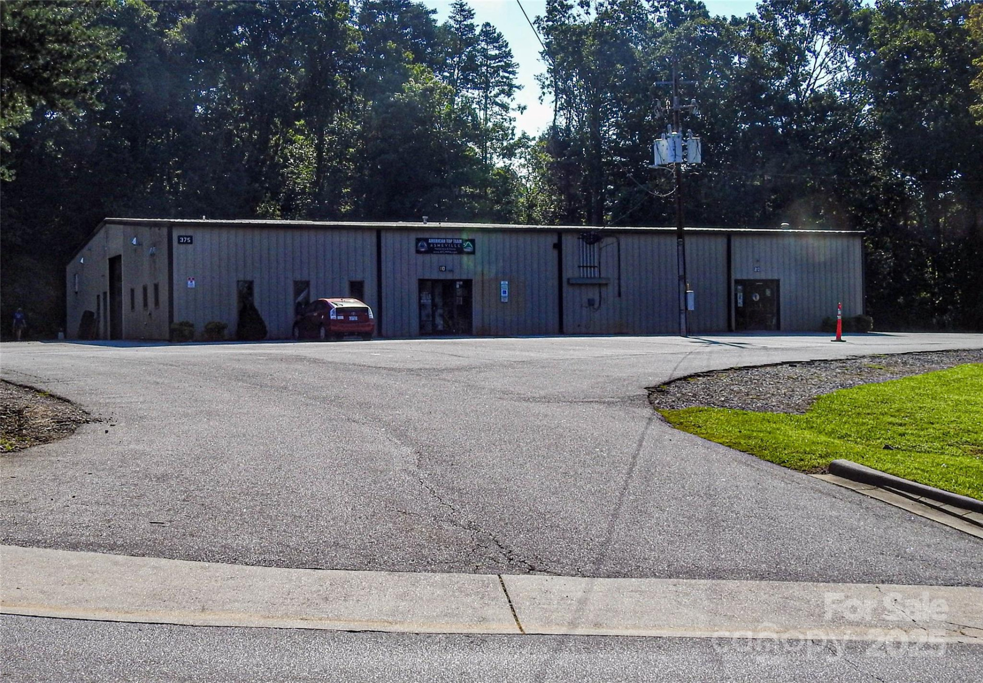 375 Rockwood Road - Photo 2