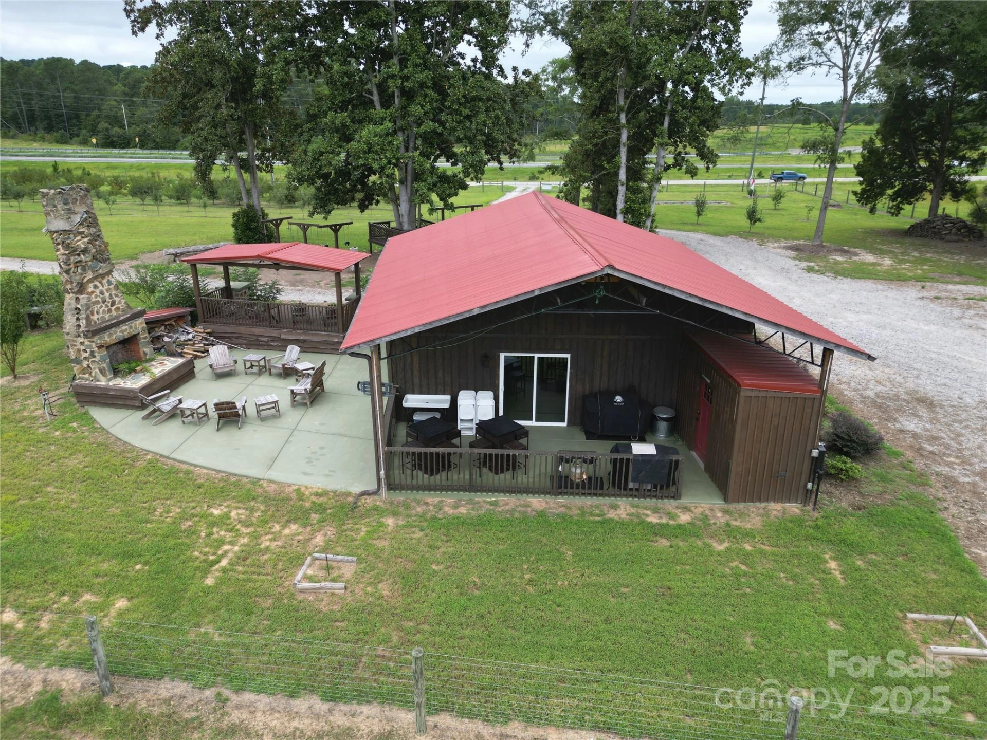 212 Guardian Way - Photo 8
