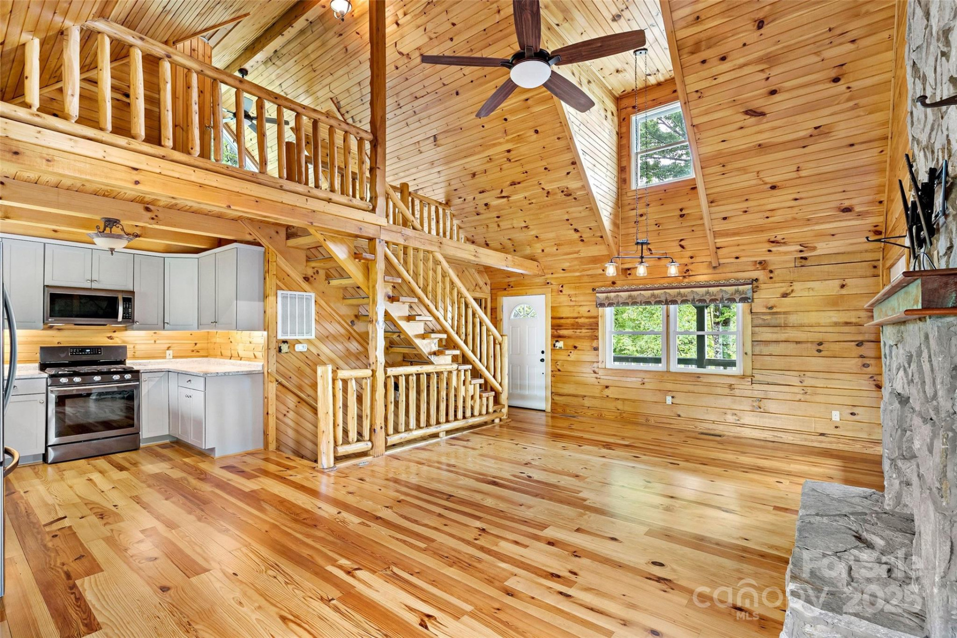 2097 Pinnacle Parkway - Photo 13
