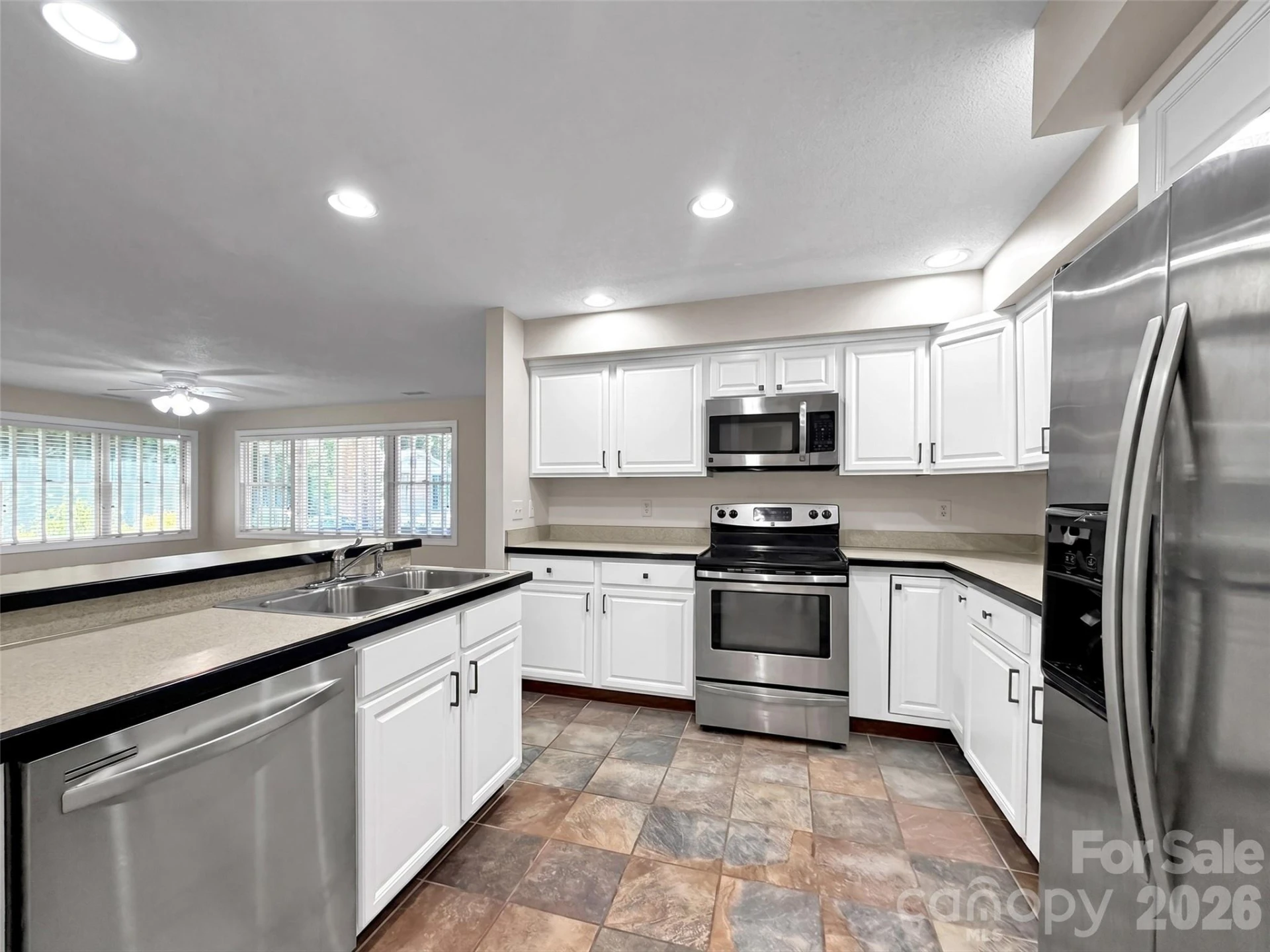 1465 Lakeshore Drive #B-2 - Photo 15