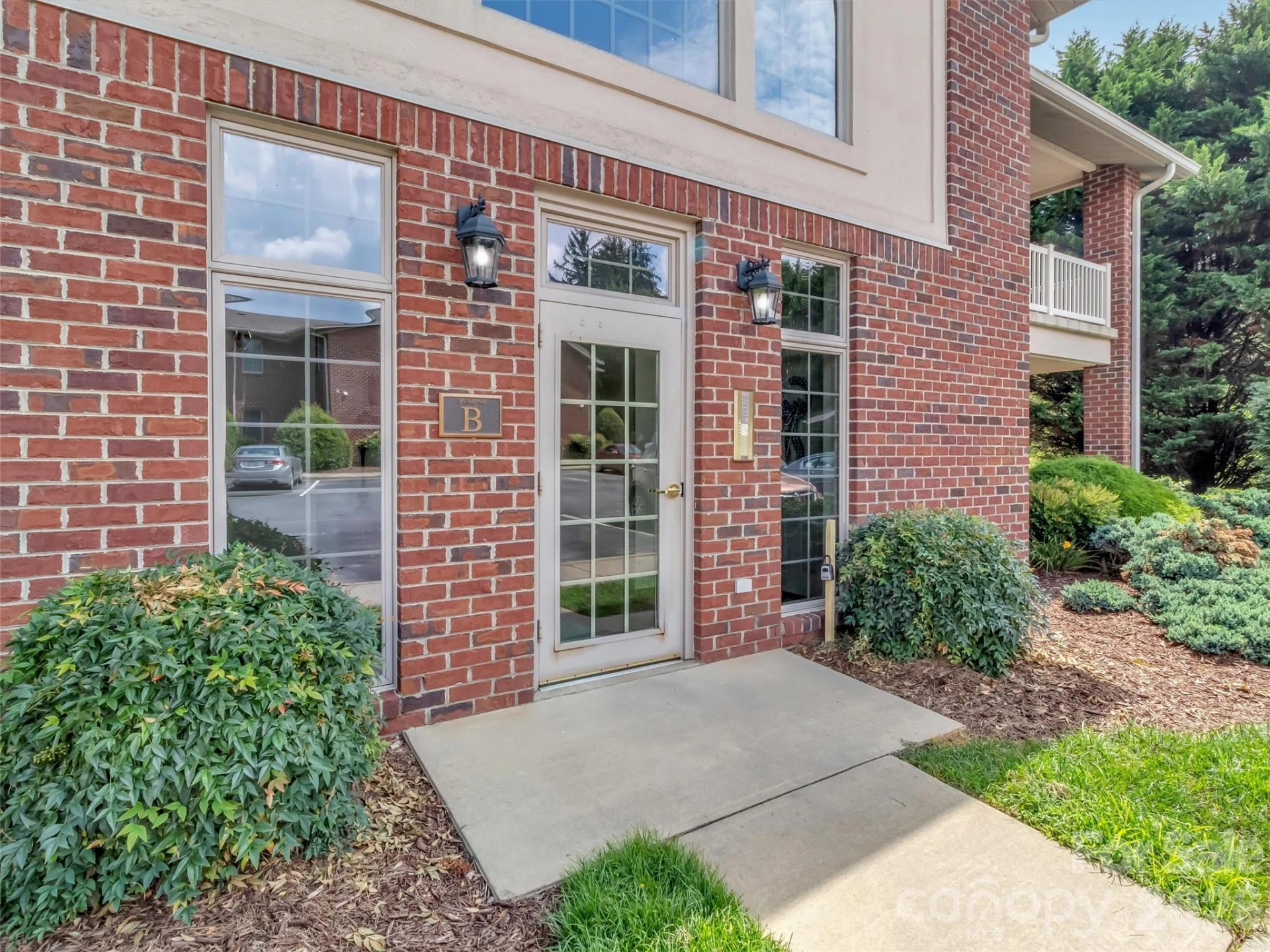 1465 Lakeshore Drive #B-2 - Photo 5