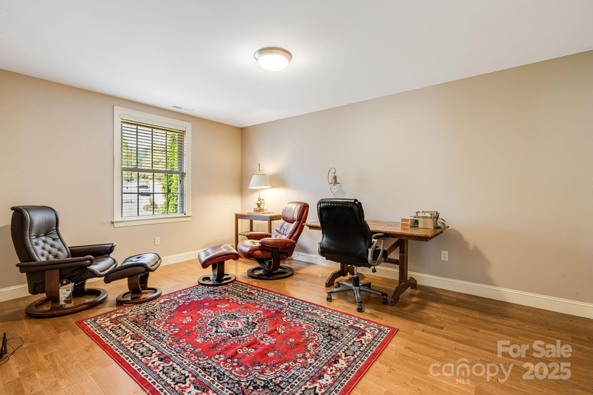 28 Trafalgar Circle - Photo 15