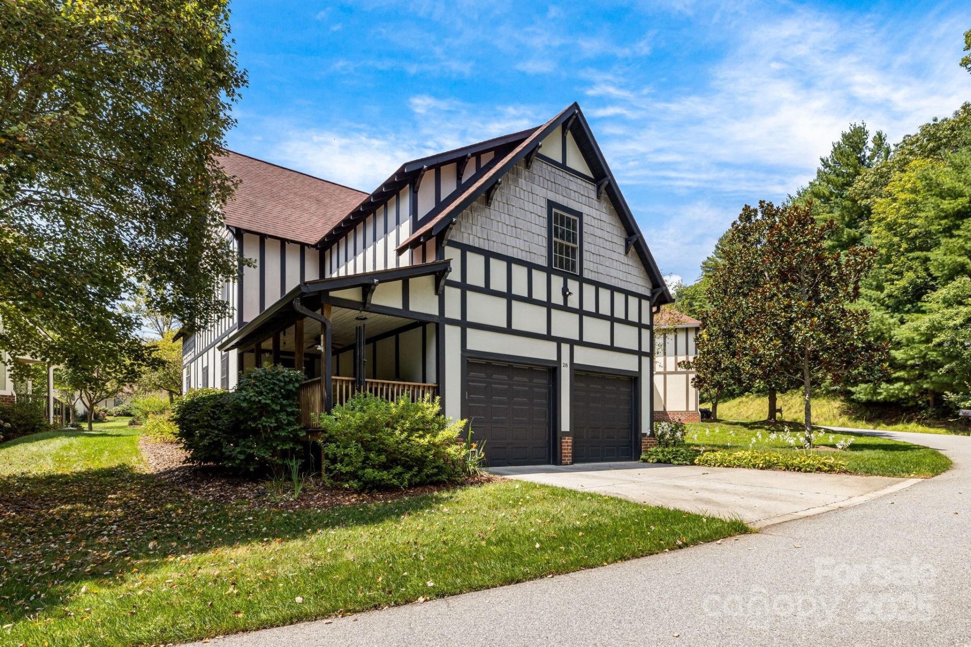 28 Trafalgar Circle - Photo 22