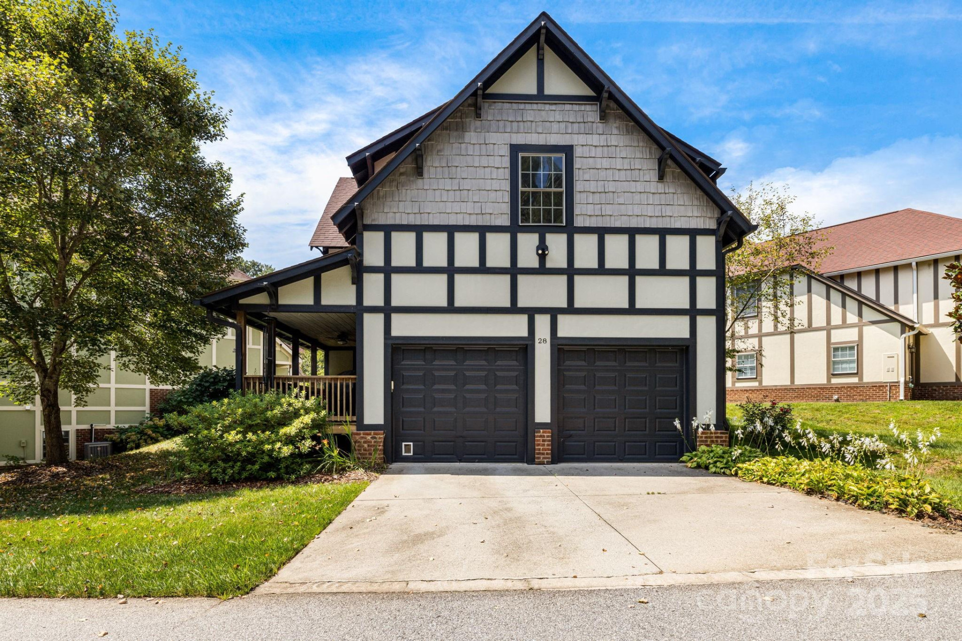 28 Trafalgar Circle - Photo 27