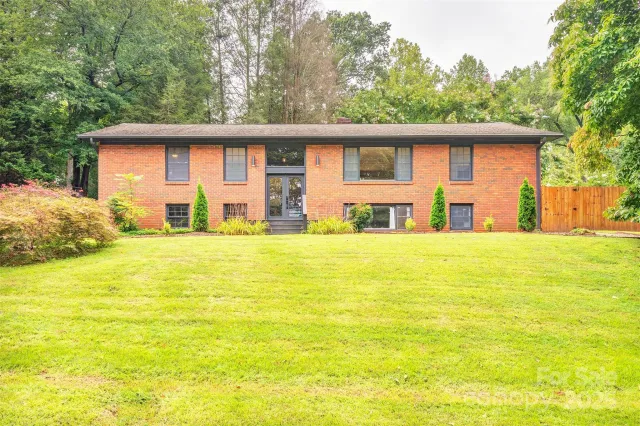 16 Beechwood Road
