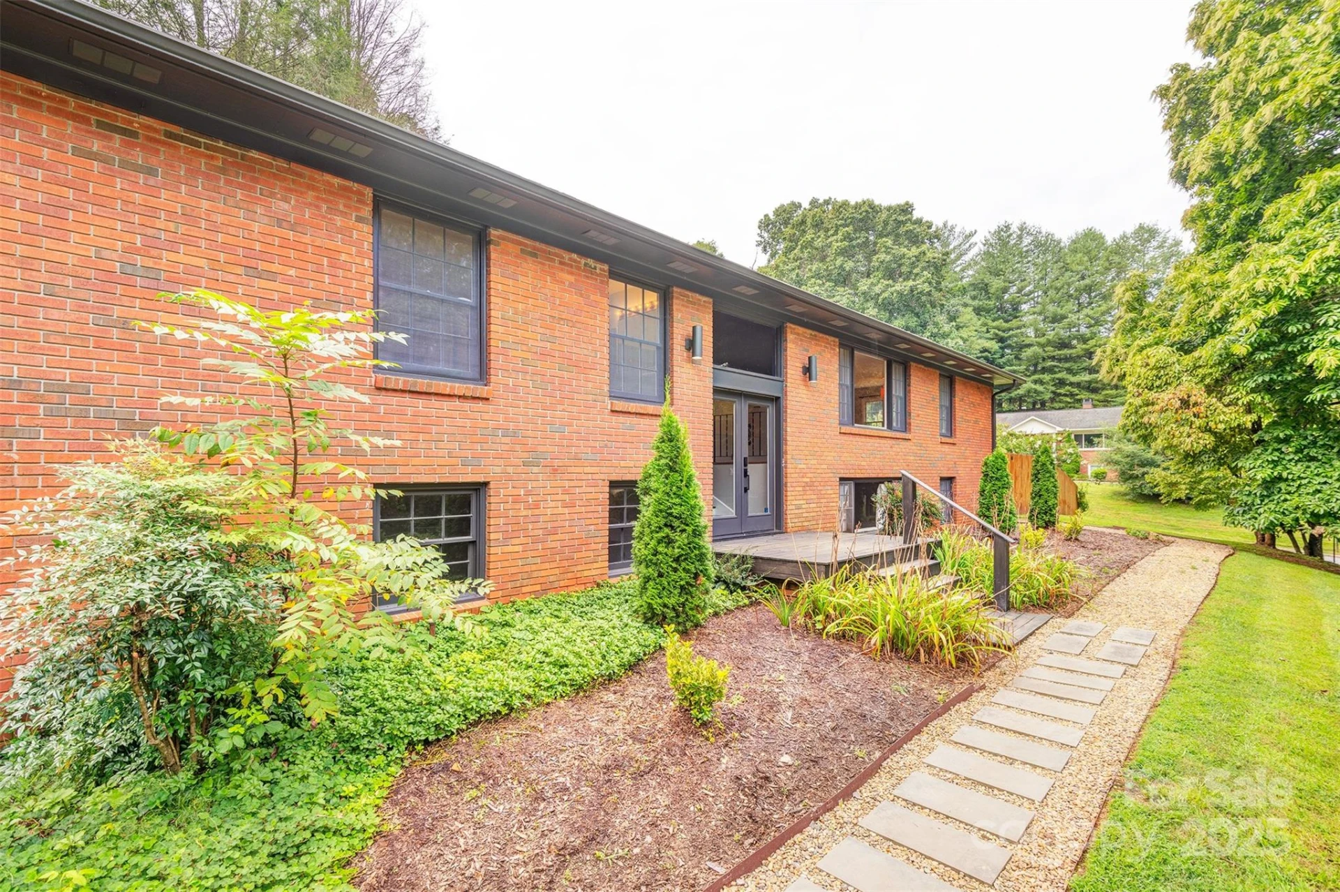 16 Beechwood Road - Photo 3