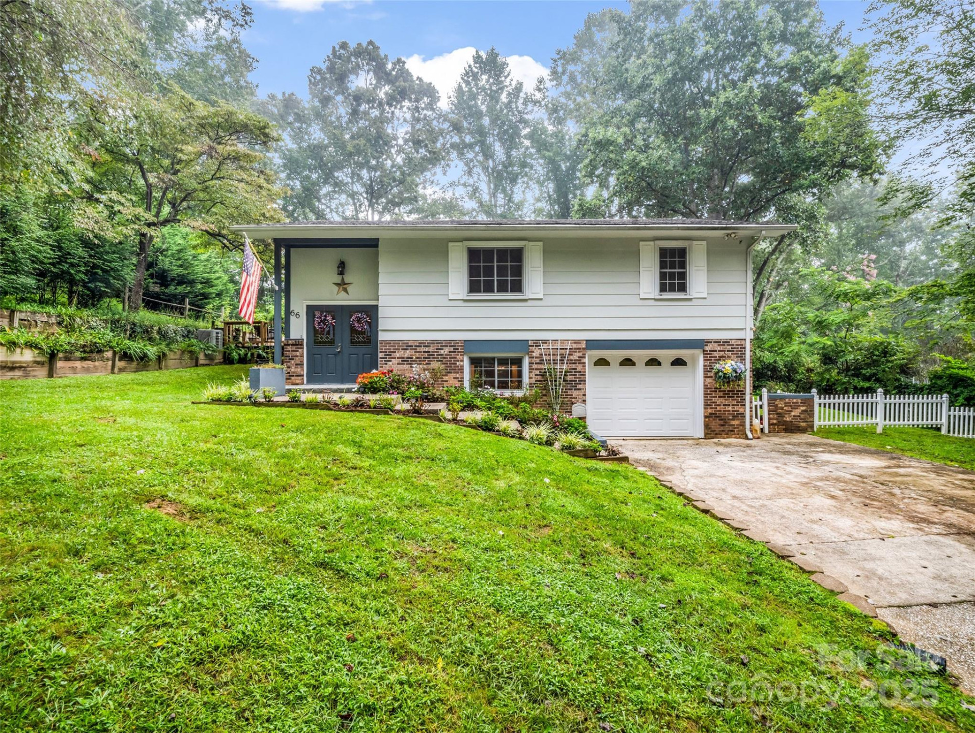 66 Barberry Heights Drive - Photo 2