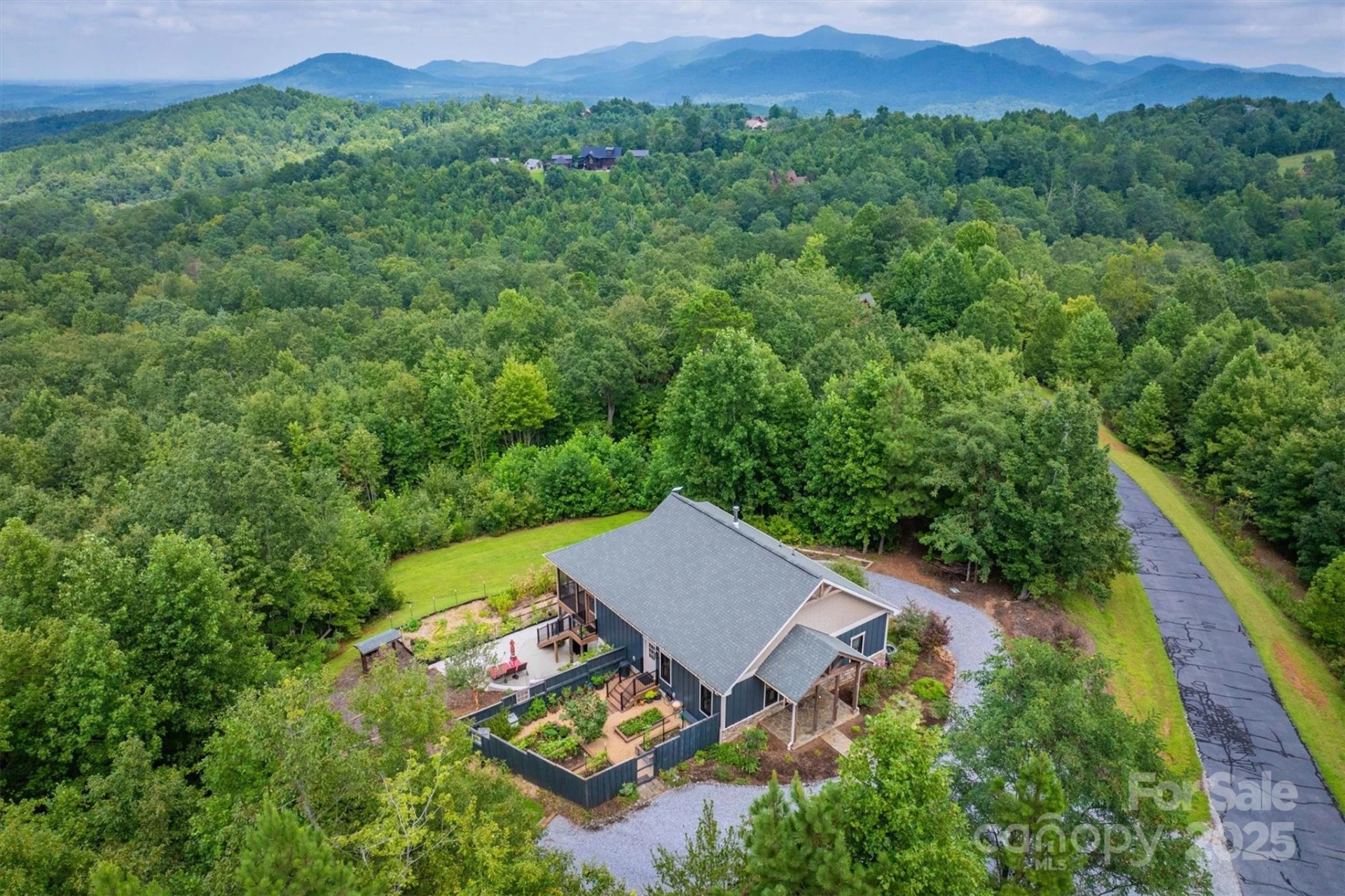 381 Scenic Overlook Drive - Photo 3