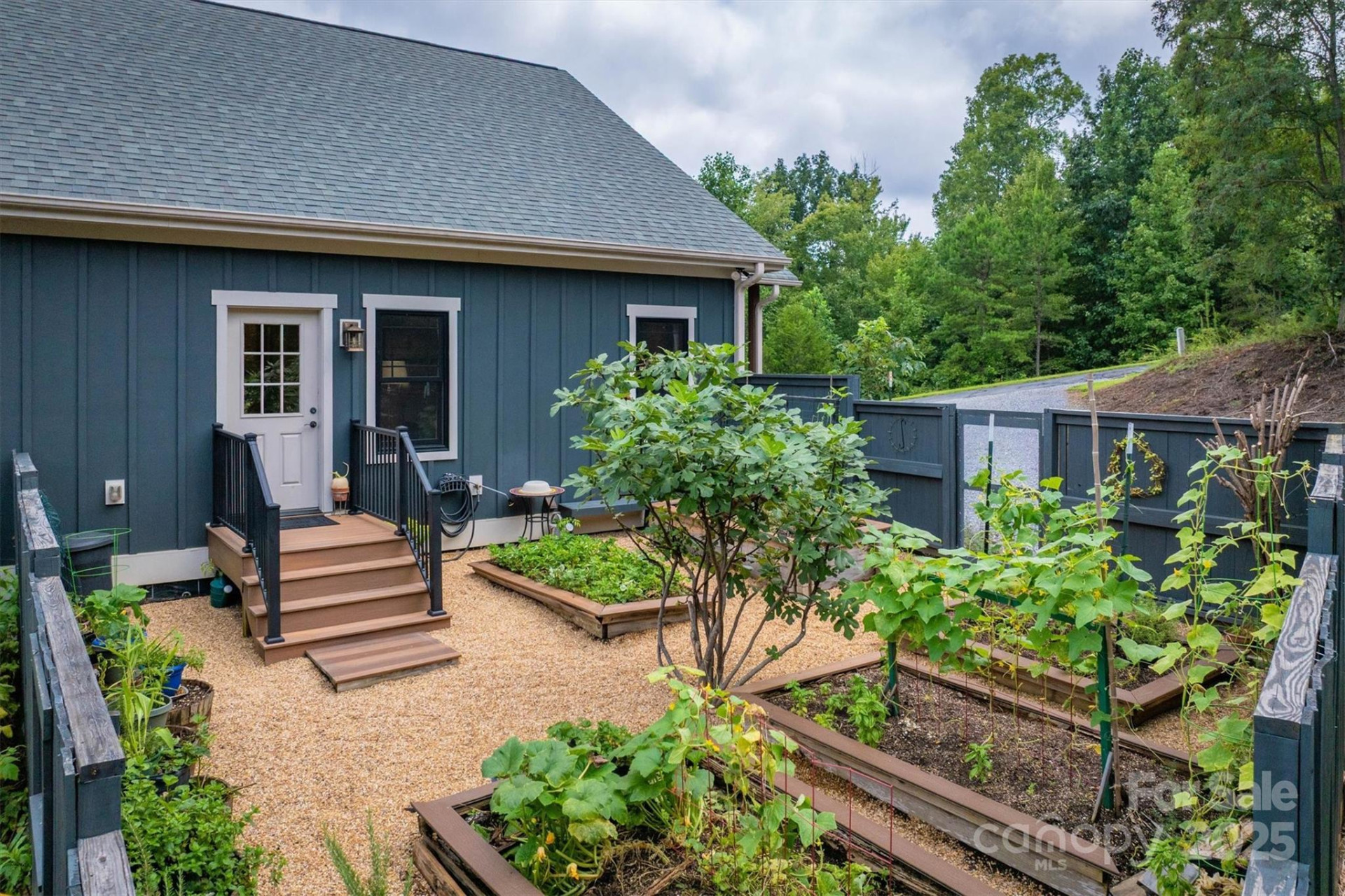 381 Scenic Overlook Drive - Photo 8