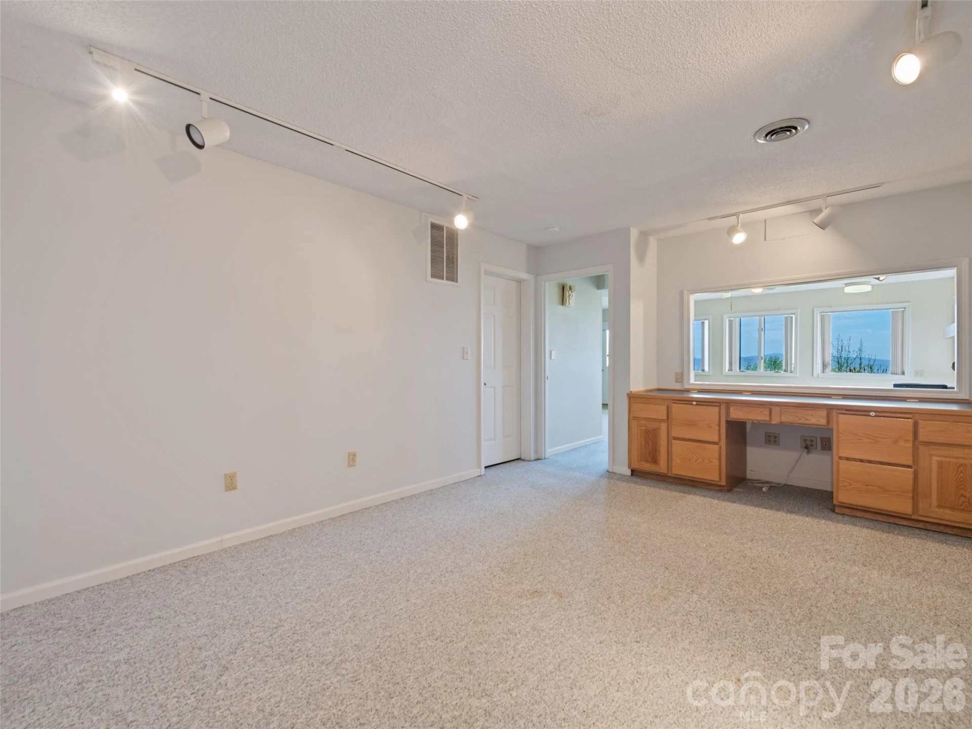 602 Fleetwood Plaza - Photo 73