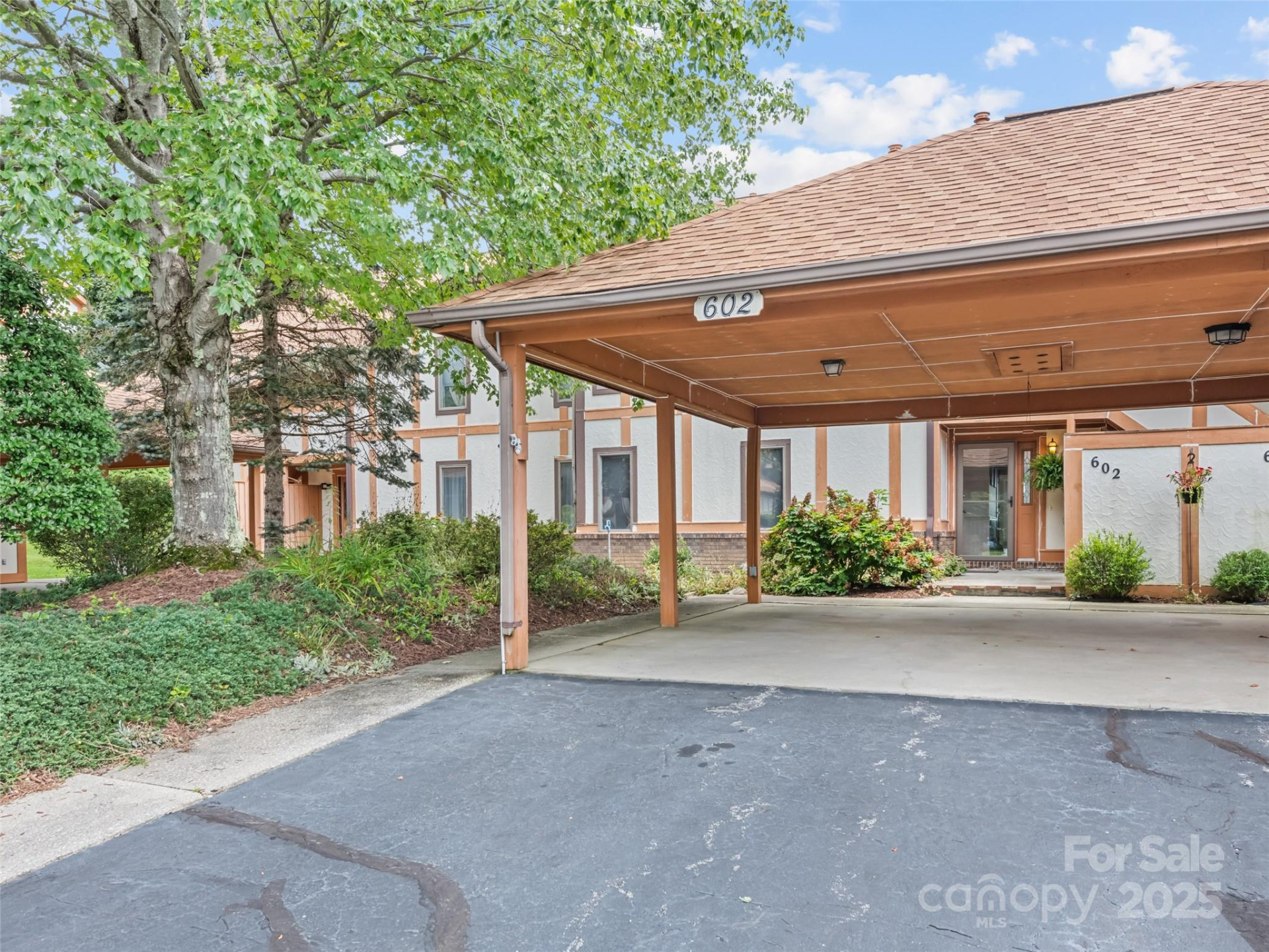 602 Fleetwood Plaza - Photo 5