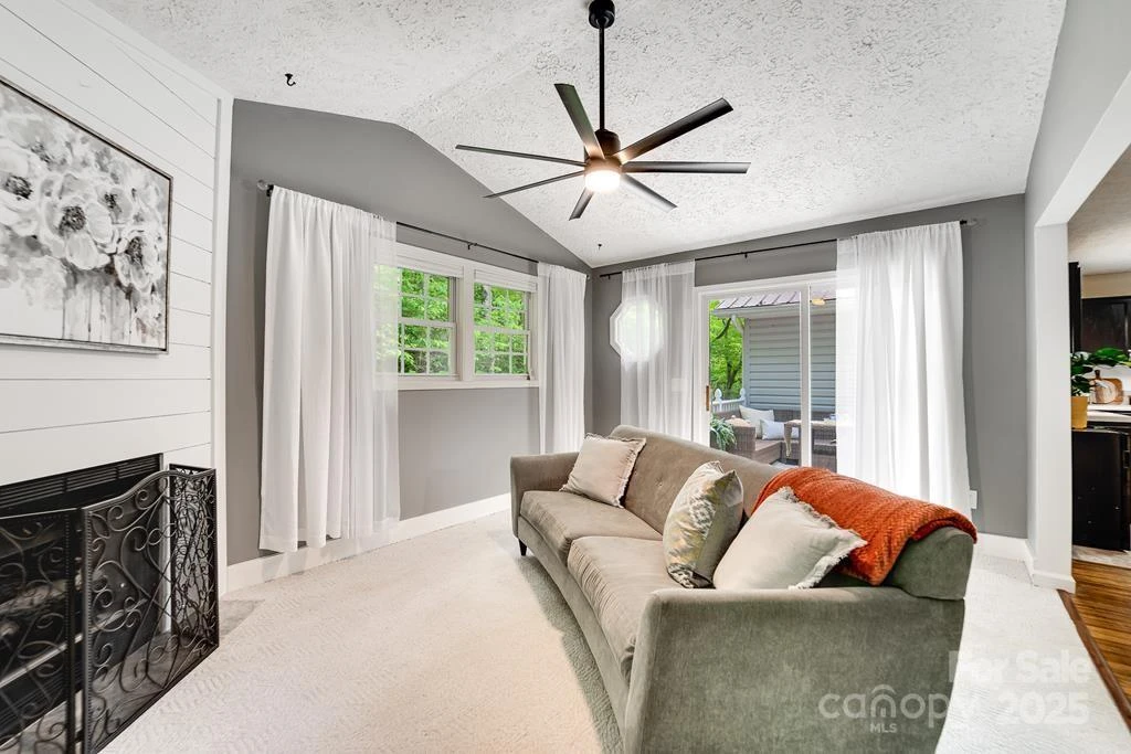 41 Kings Creek Drive - Photo 17