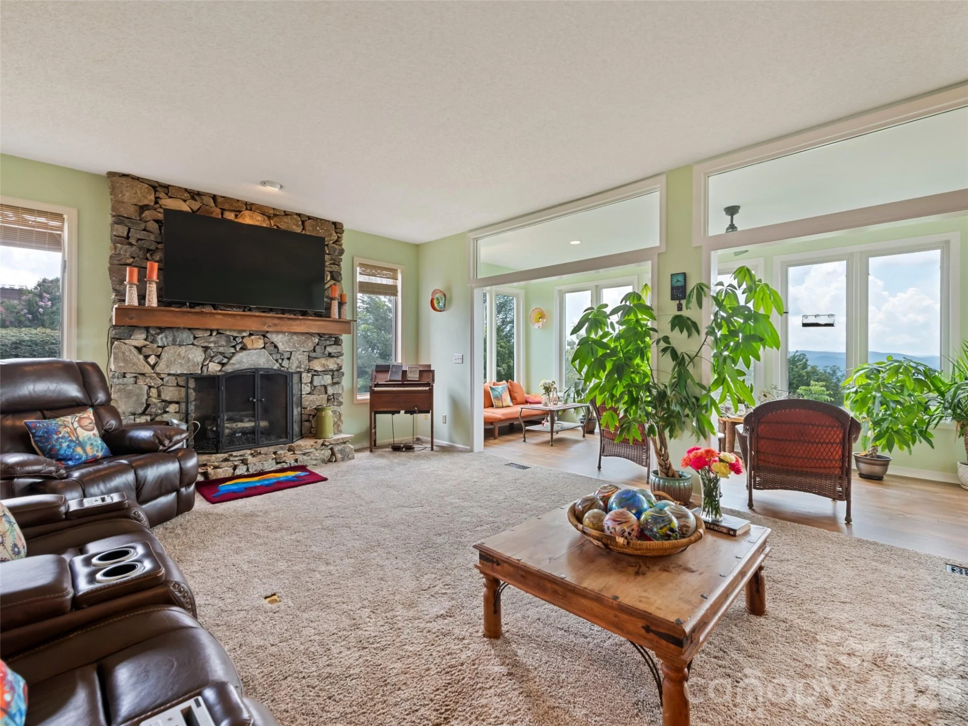1401 Fleetwood Plaza #1 - Photo 3