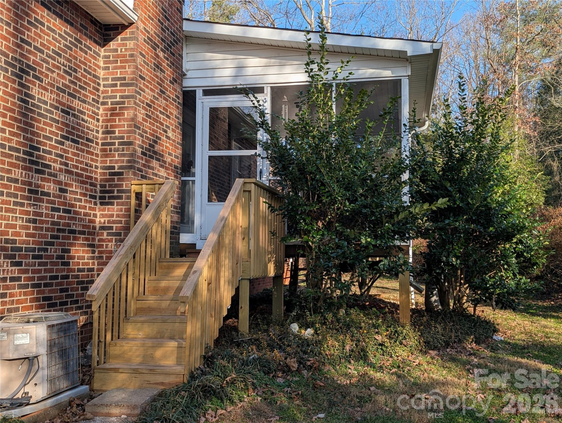 3065 Woodstream Drive - Photo 4