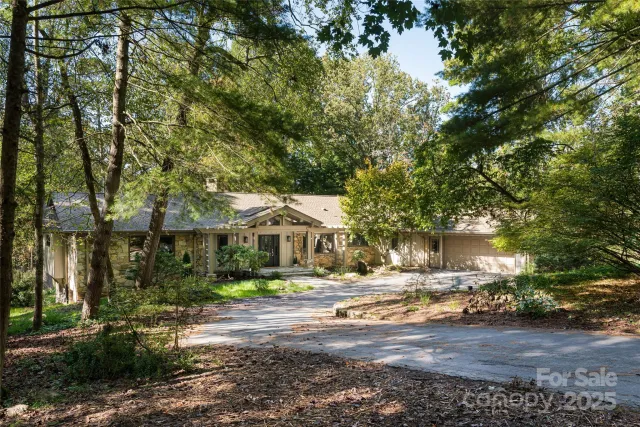 5 Holly Hill Road