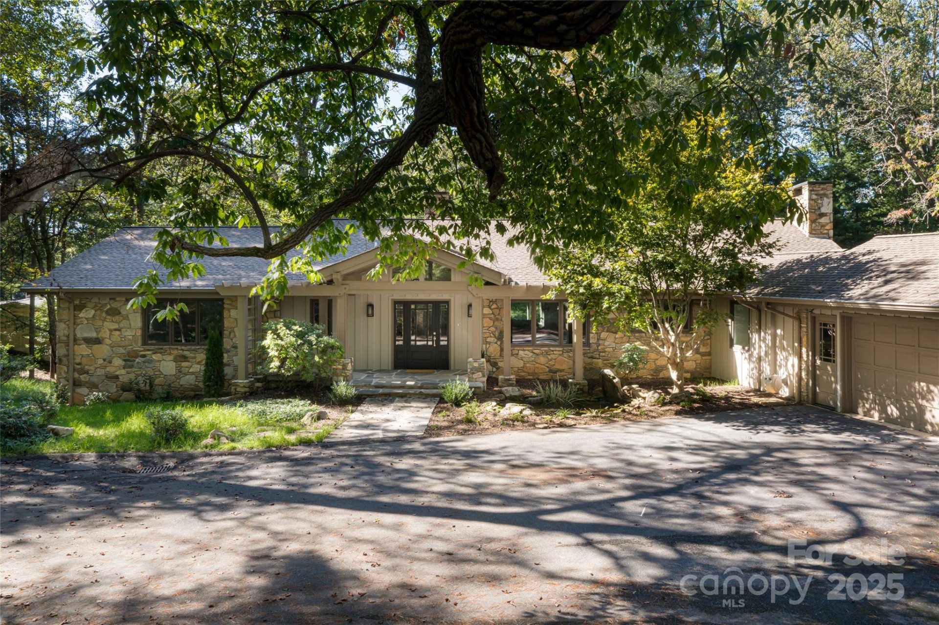 5 Holly Hill Road - Photo 3