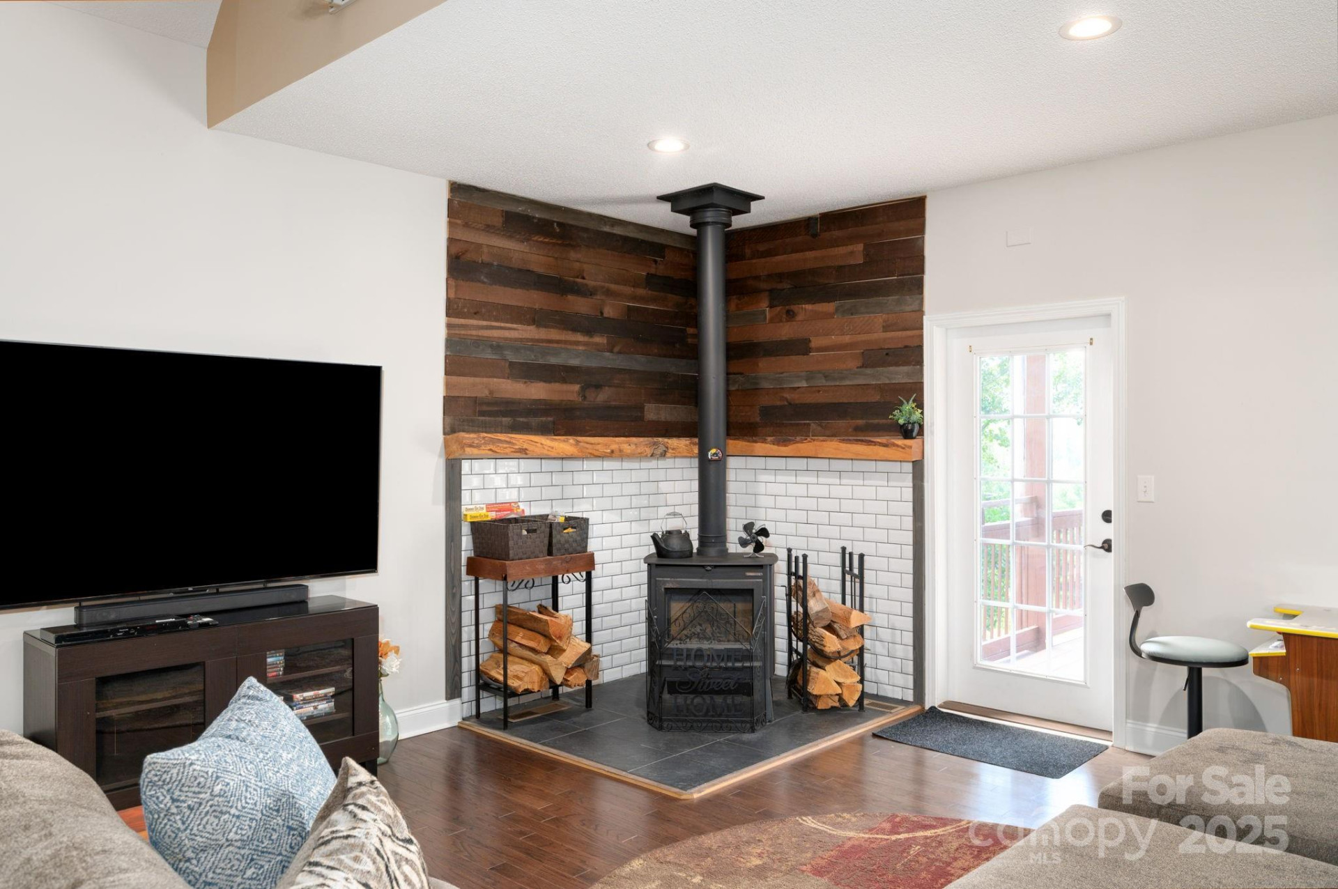 127 Deer Hill Lane - Photo 8