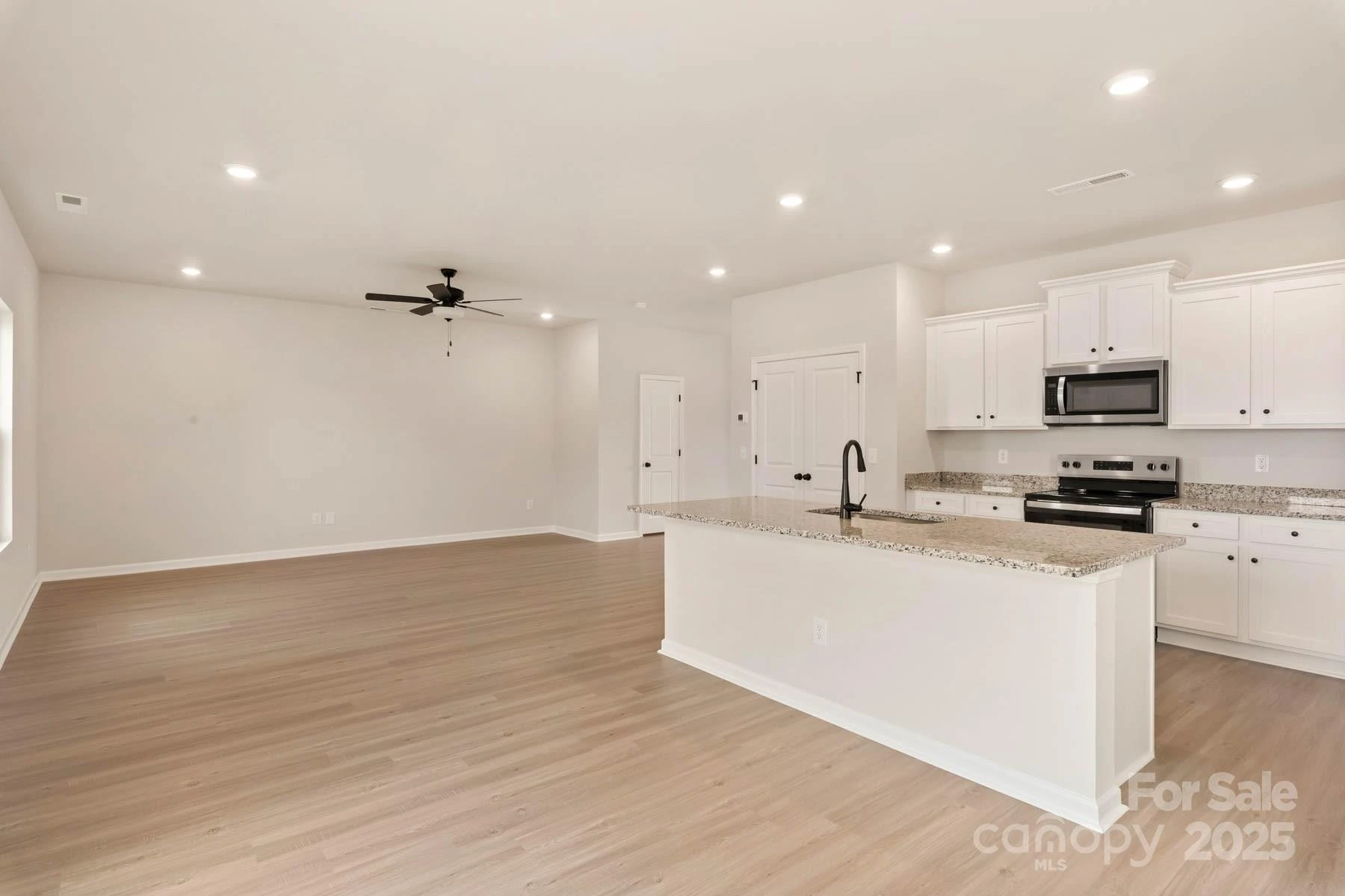 1058 Jonestown Road - Photo 18