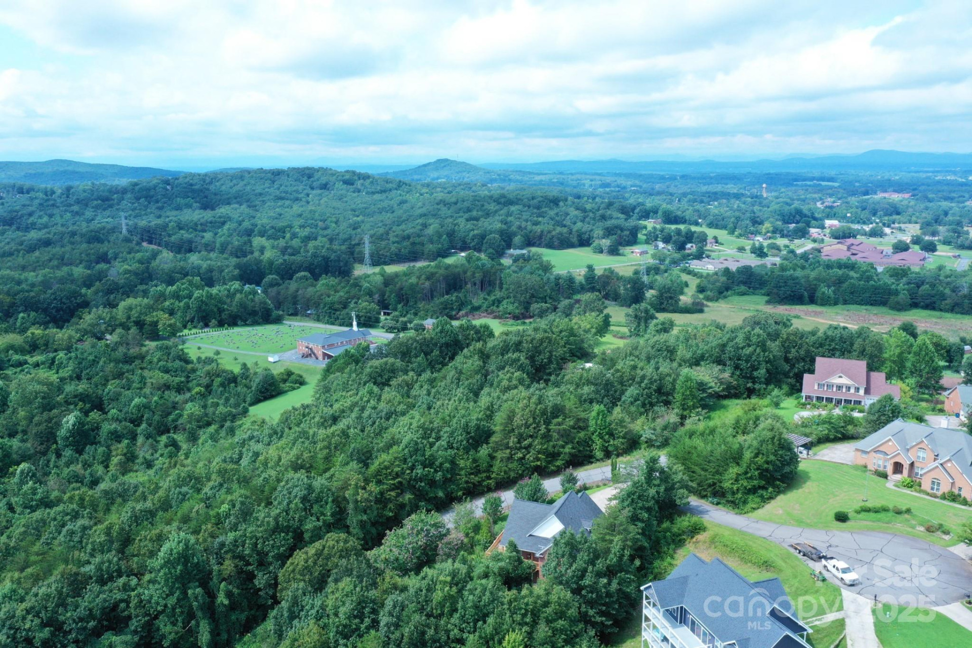 00 Pineknoll Drive #30 - Photo 3